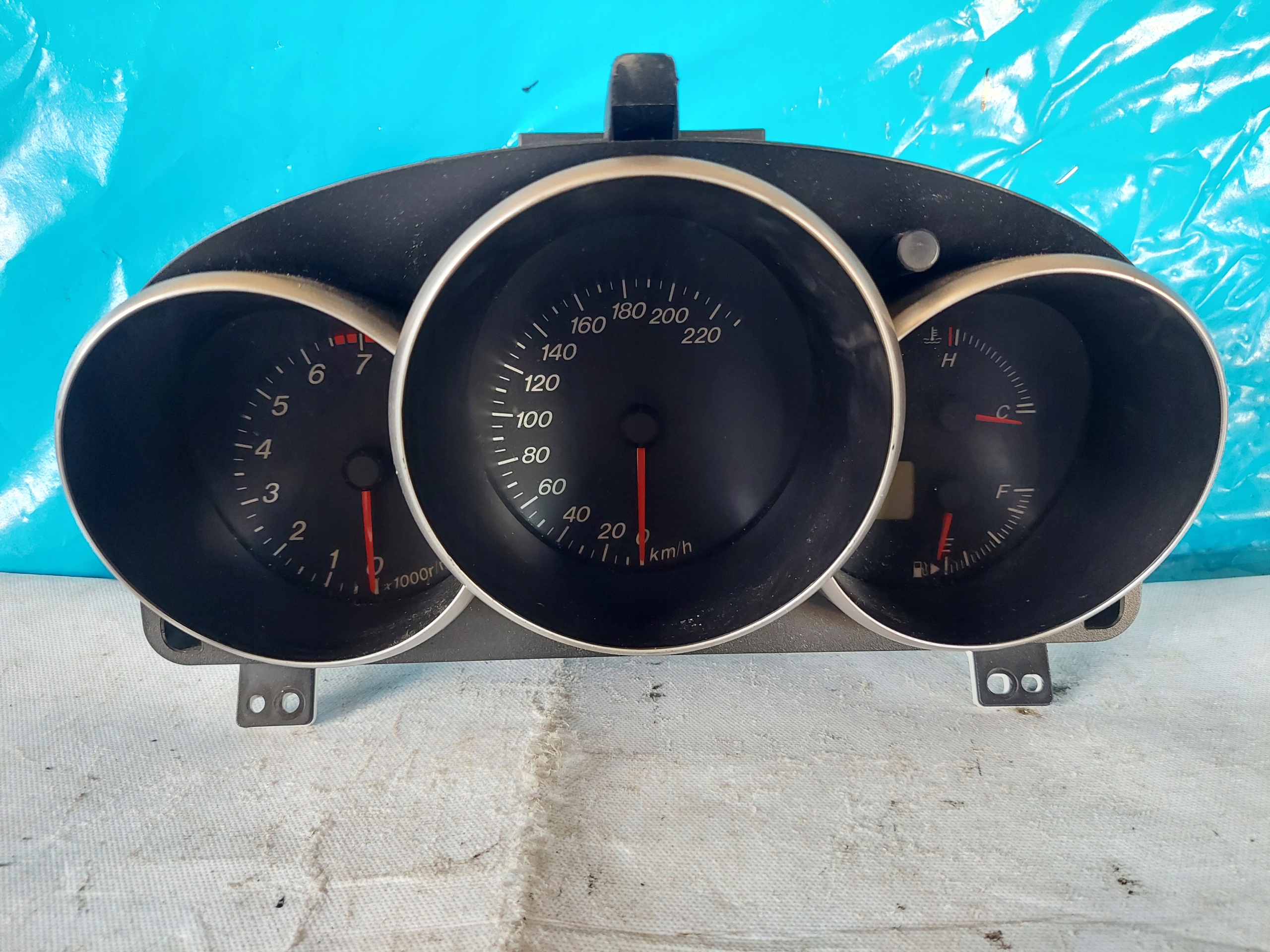dials clock MAZDA 3 BK 1.6 B BP4K