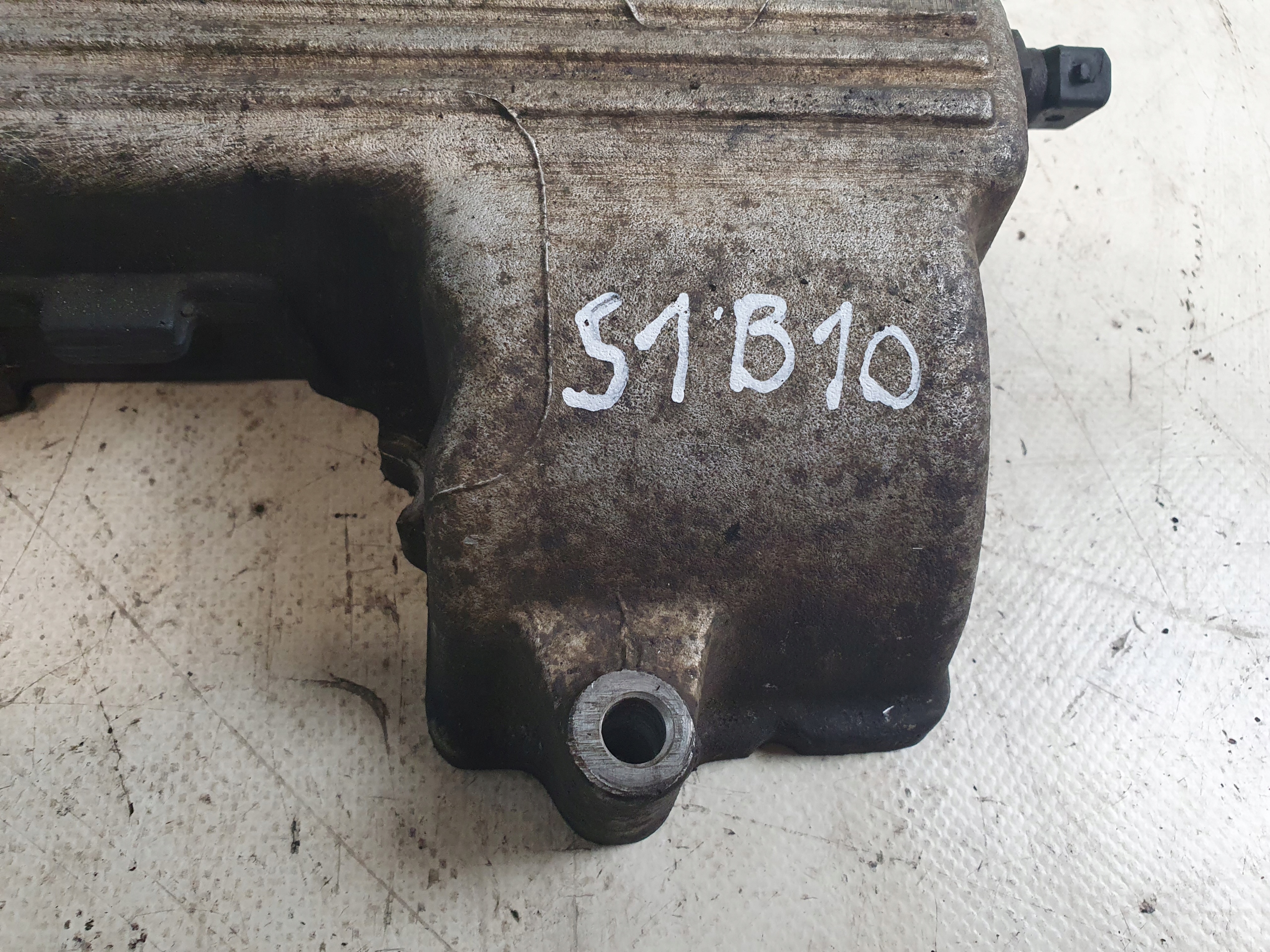 intake manifold LAND ROVER FREELANDER 2.0 TD LKB106730