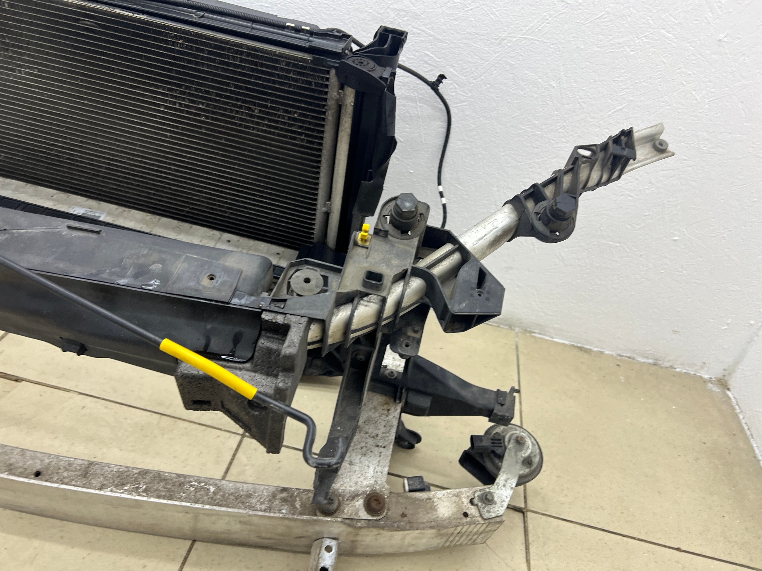 MERCEDES B class W246 1.6 CGI 90KW 122KM front body wall front radiator KOMPLE