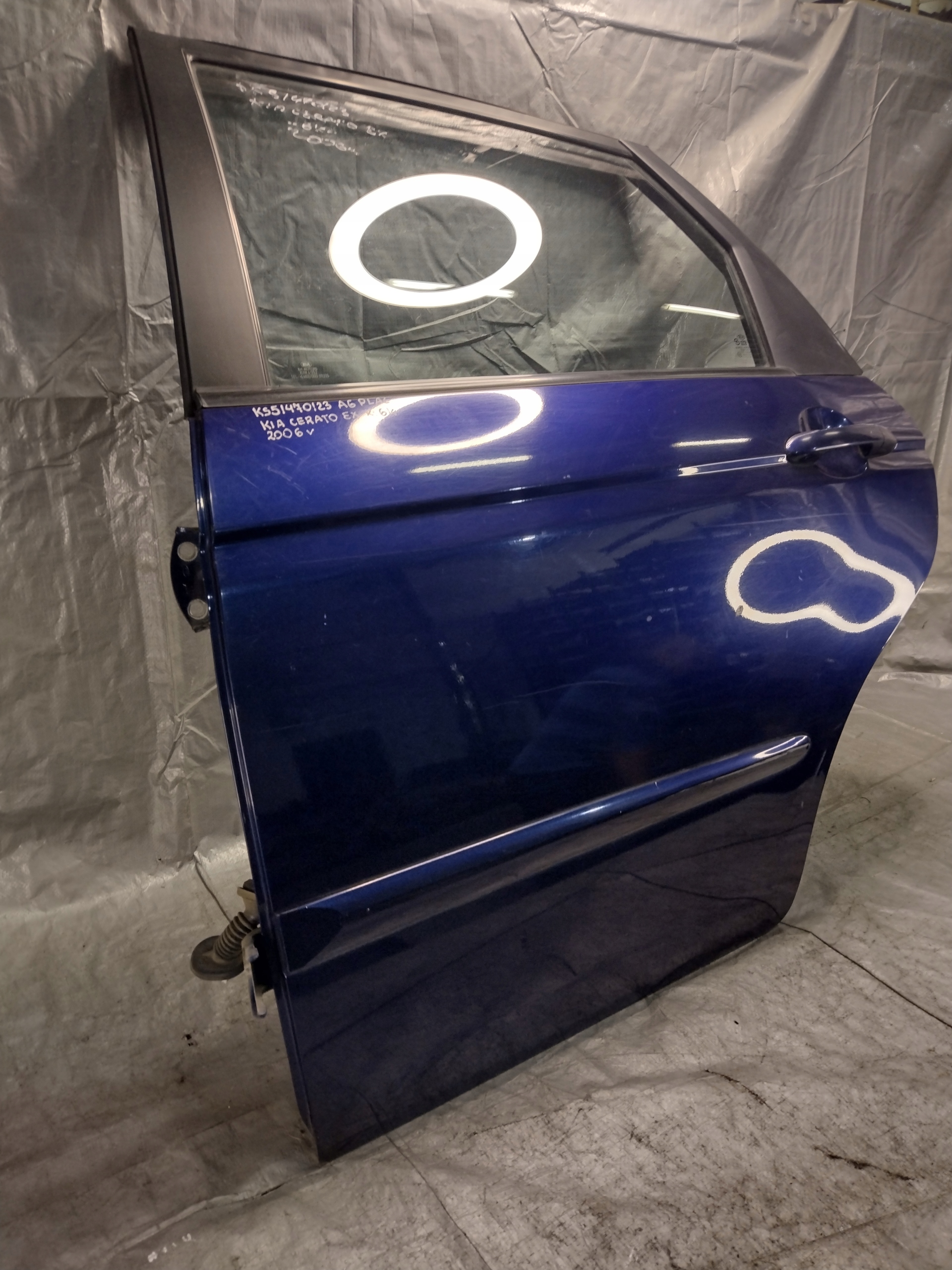 door left rear. Kia Cerato EX k: 6K