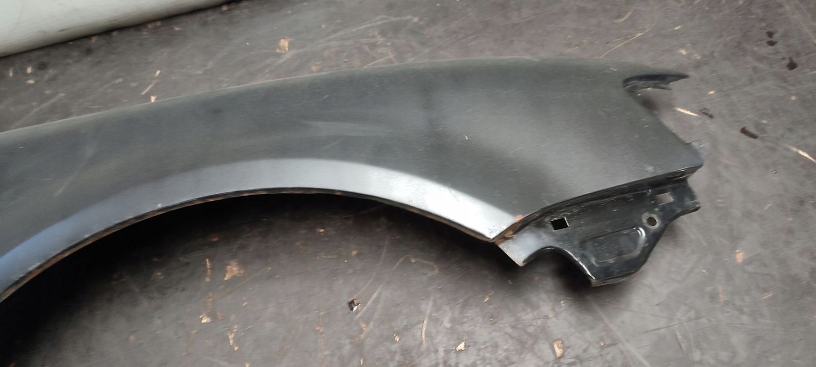 fender right front front VW Passat B5 LC9Z