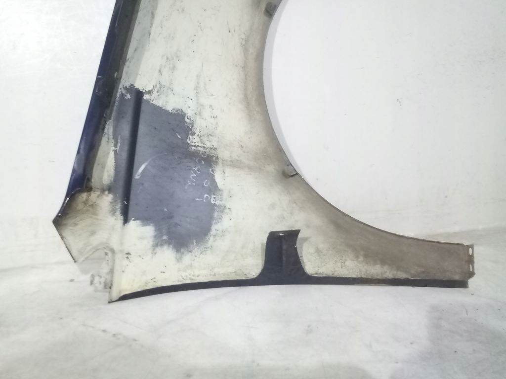 VW Polo 9N lift parafango sinistra