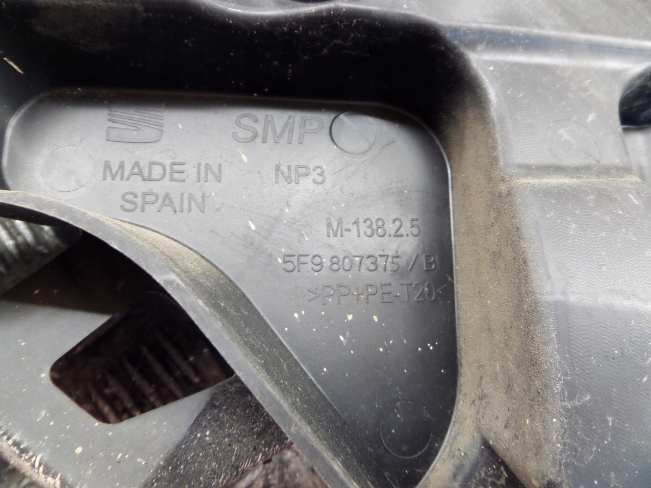 SEAT LEON III 12- KOMBI bumper bracket rear part
