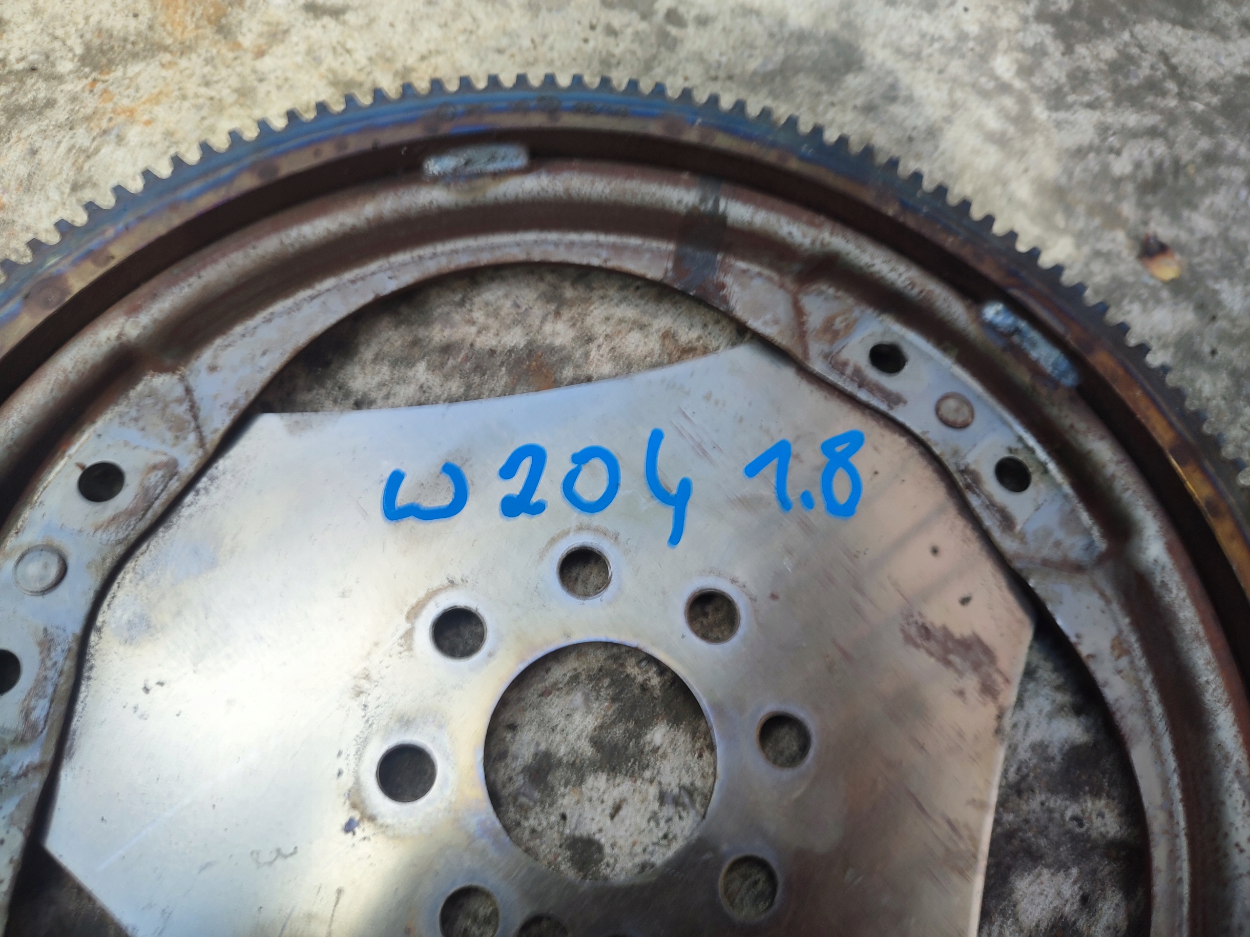 wheel flywheel Mercedes w204 1.8