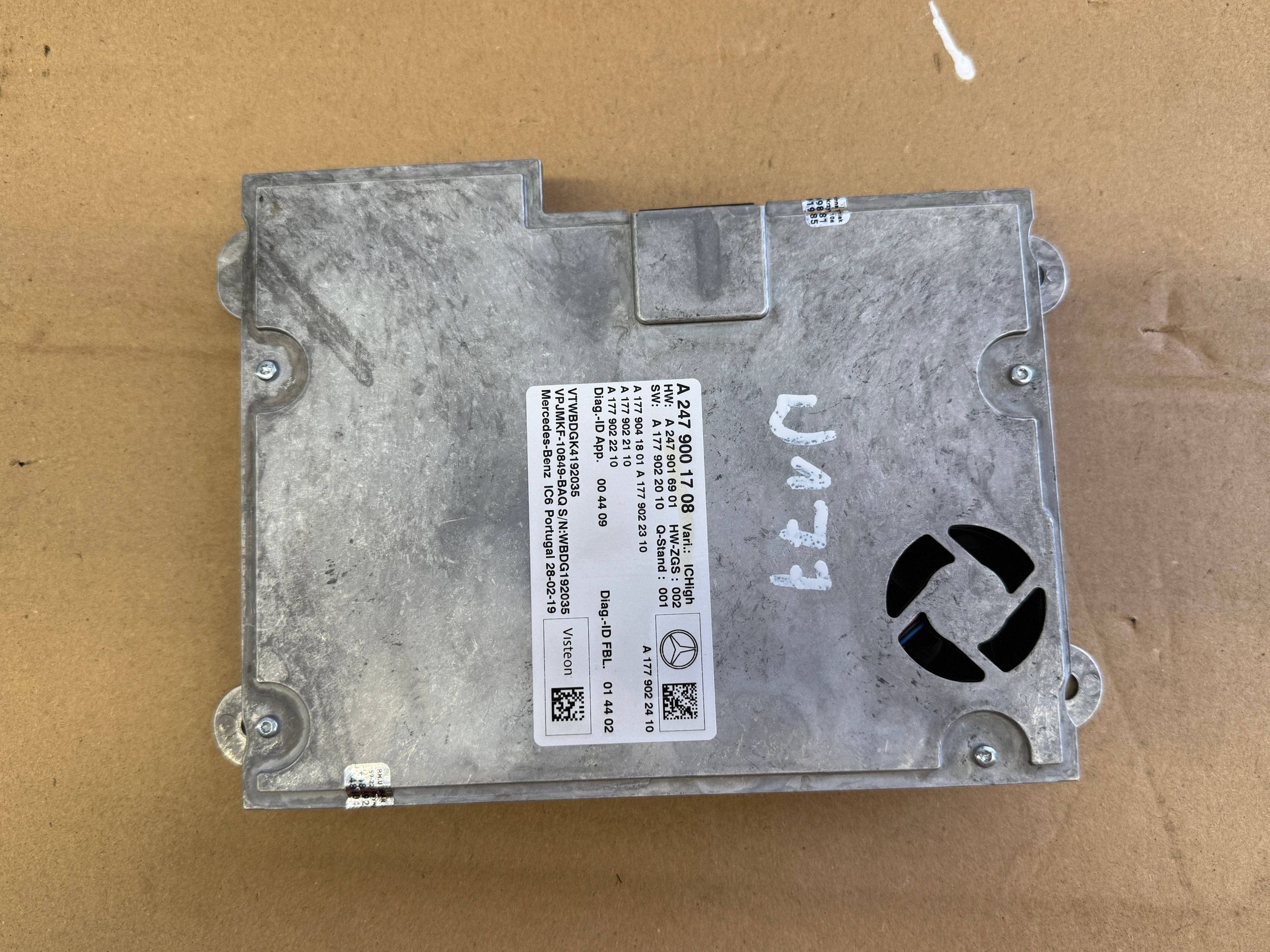 MERCEDES A classe W177 module unité de commande électronique uce compte tours A2479001708