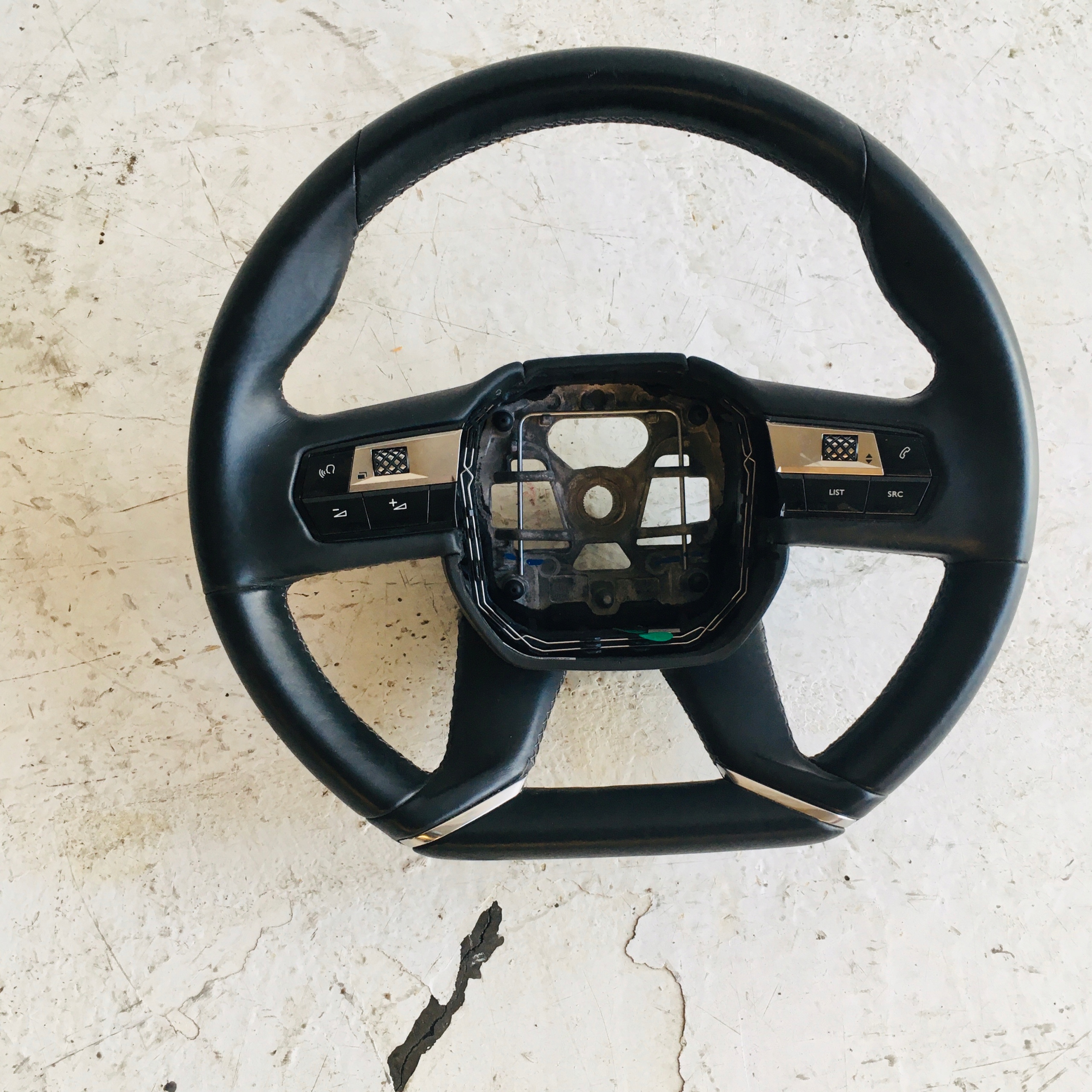 KIEROWNICA SKÓRA CITROEN DS7 DS 7 98186254ZD