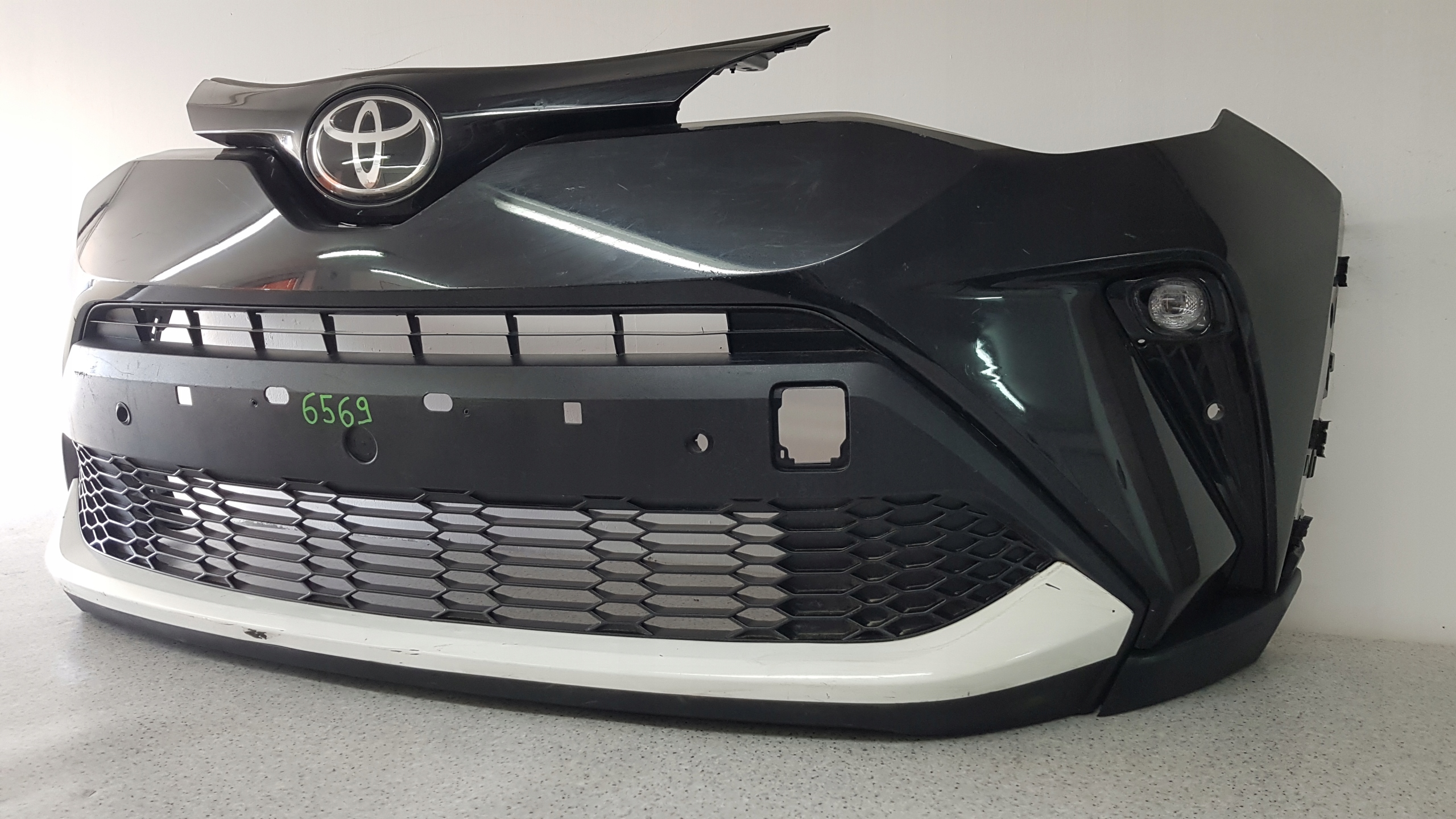 TOYOTA CHR LIFT 2019 - bumper front 6569