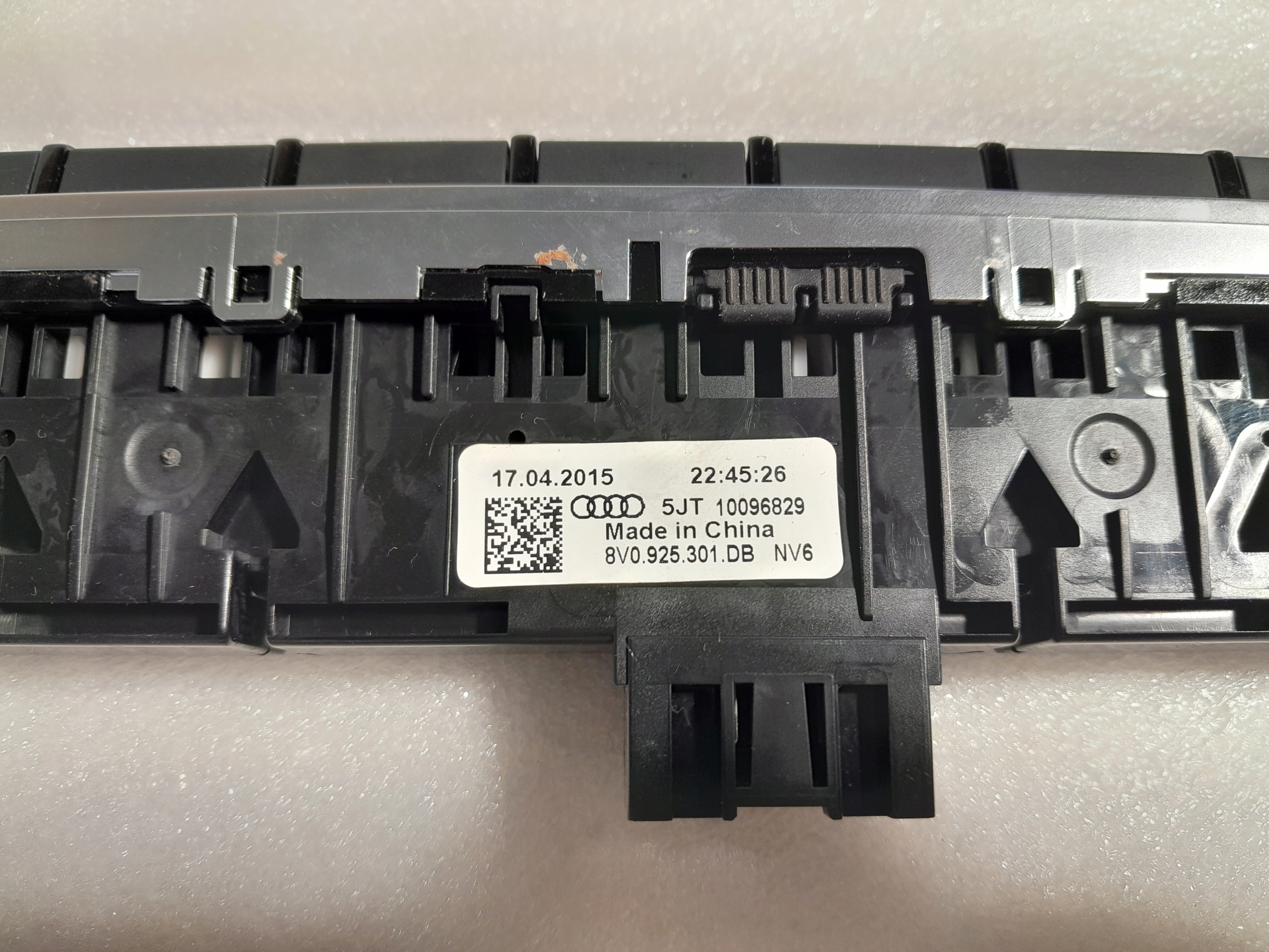AUDI A3 S3 8V PANEL controls 8V0925301DB