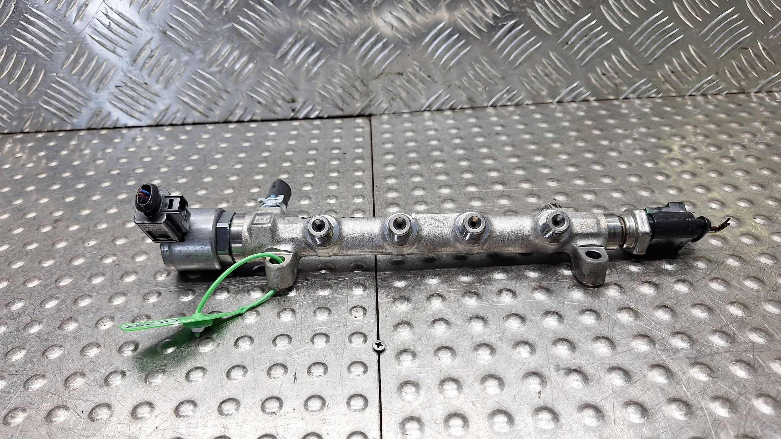 injection ramp sensor 05L089 OCTAVIA IV LEON IV KODIAQ GOLF VIII 2.0TDI