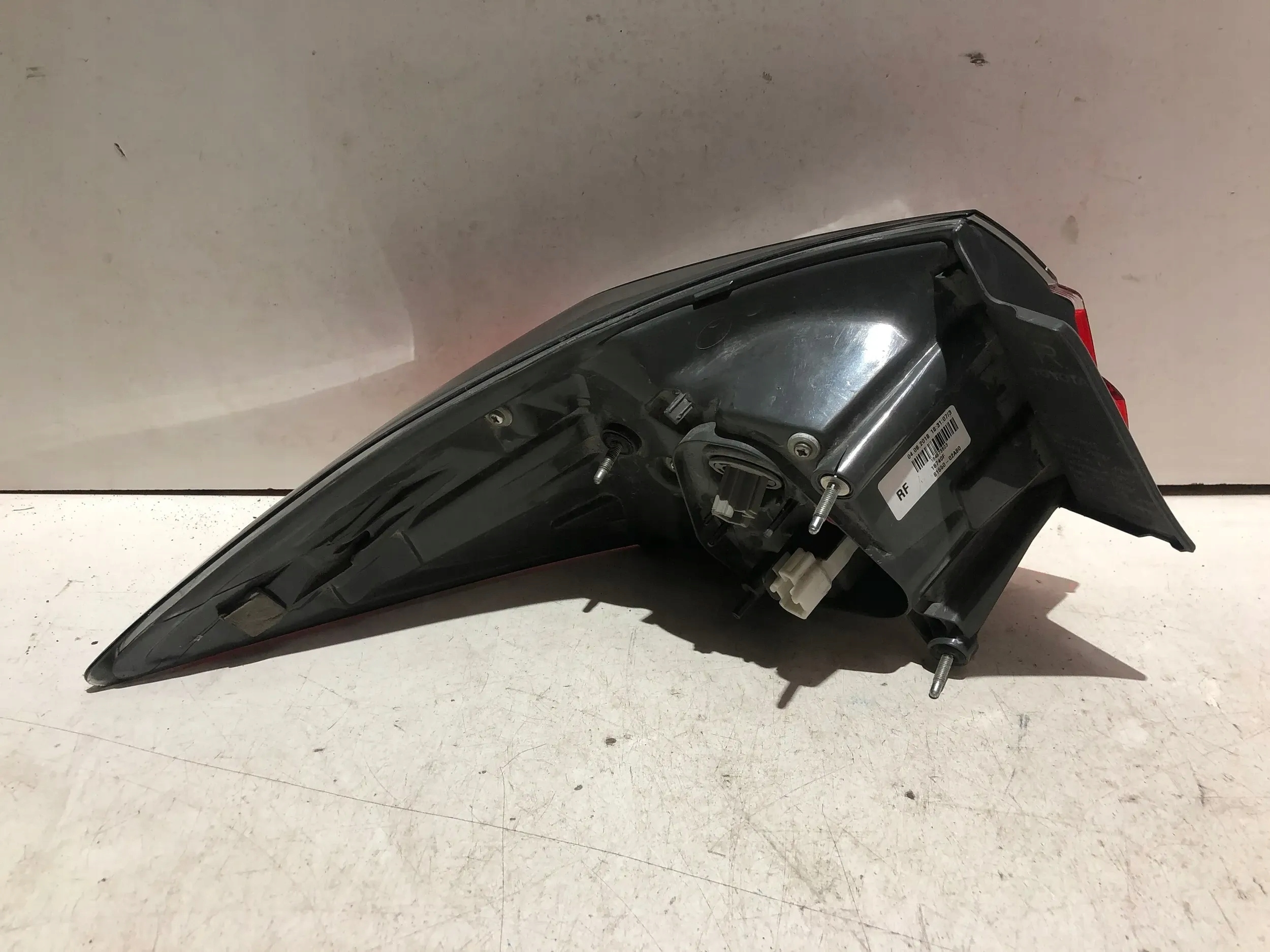 Lampa tył prawy Toyota Corolla E160 E170 2017 Numer katalogowy części 81550-02A80
