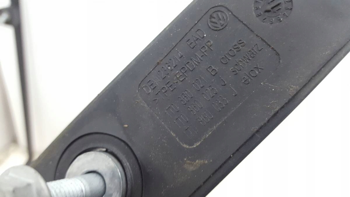 RELINGI KOMPLET VW TOURAN I LIFT 2011 EUROPA Producent części Volkswagen OE