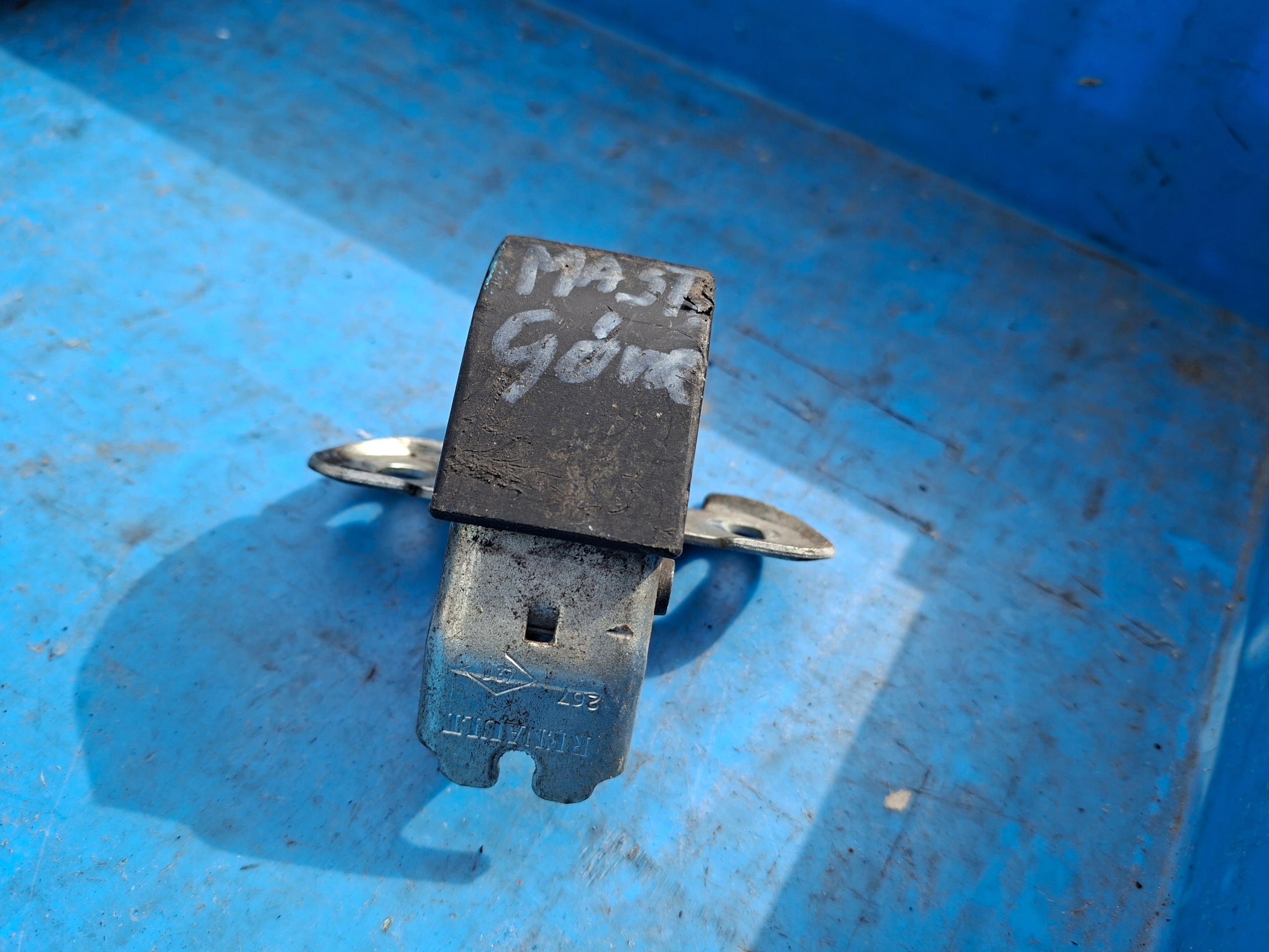 lock door rear upper renault master