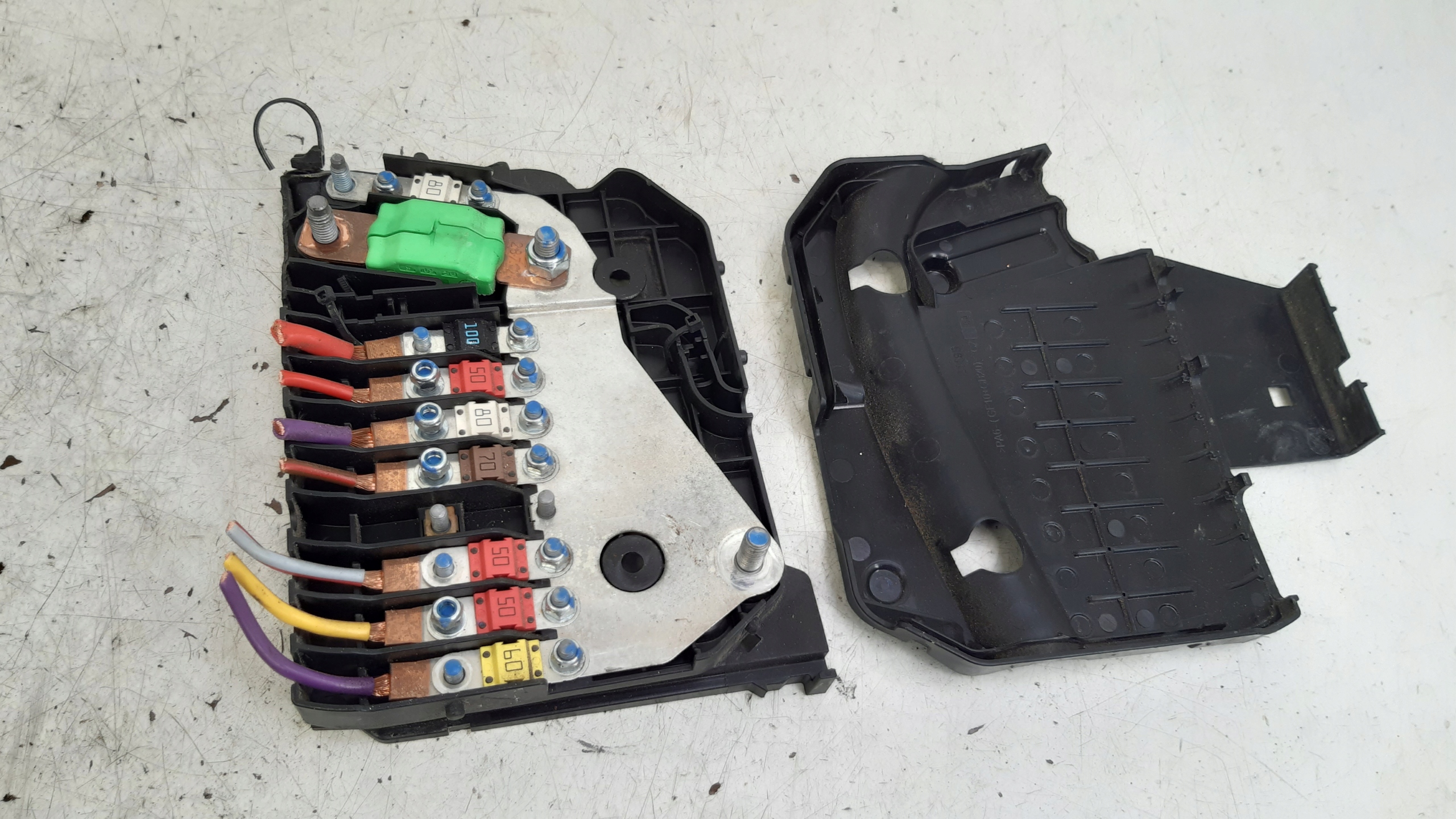 Rozdzielacz pradu AV6T14A067BC Ford Focus MK3
