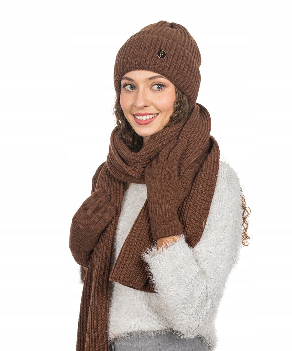 Hnědá Sada: Čepice, Dlouhá Šála a Rukavice 3v1 – Teplá Zimní Stylová