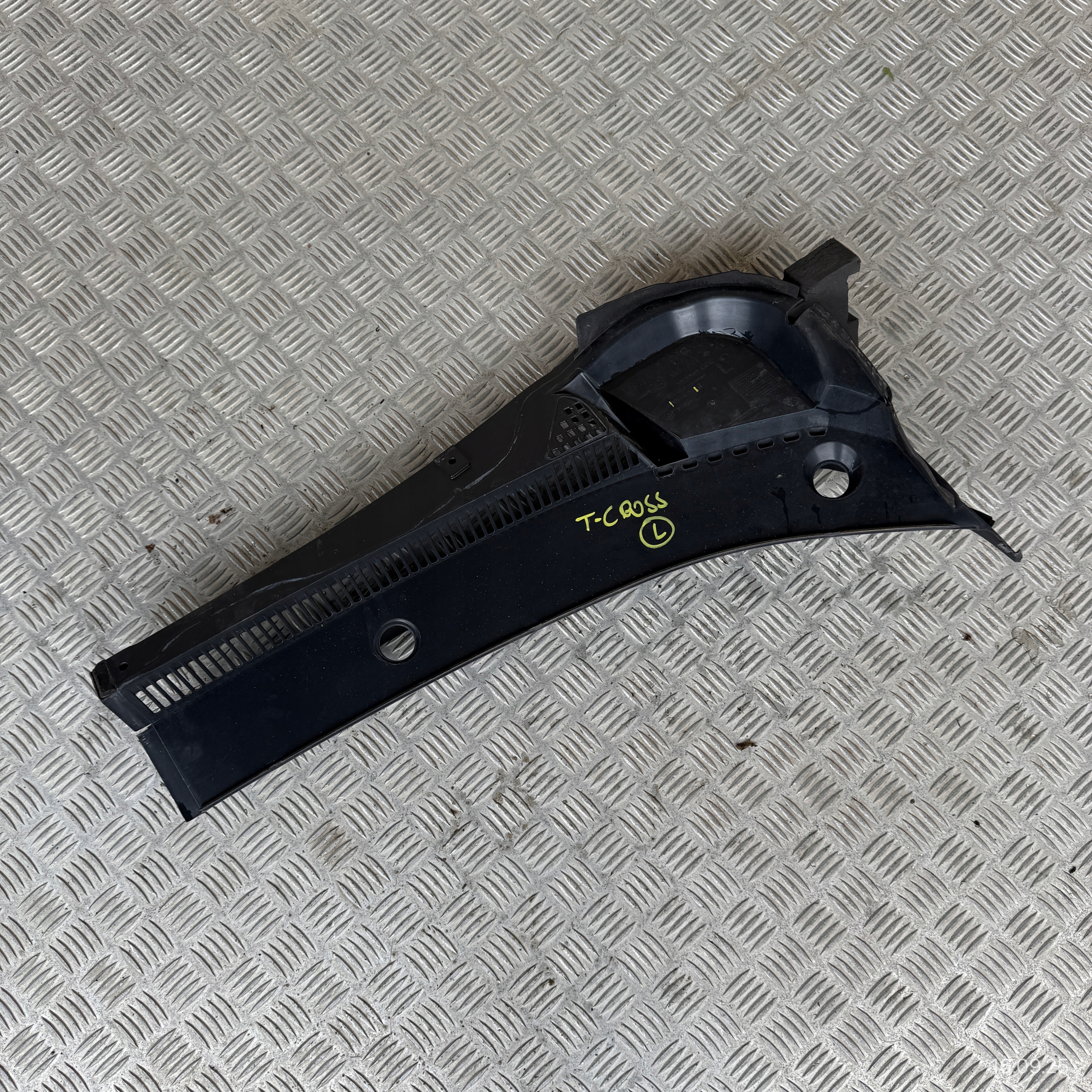 torpedo left VW VOLKSWAGEN T-CROSS 2GM819403