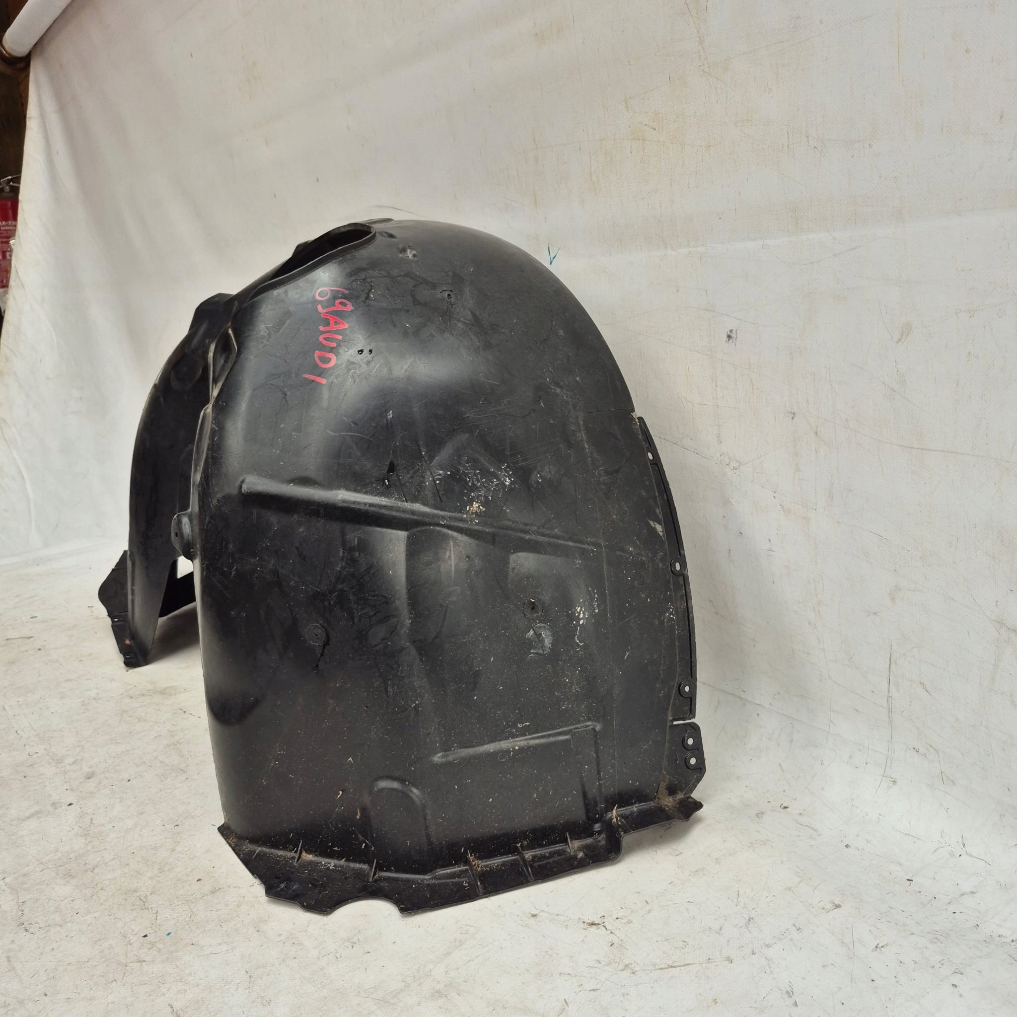 AUDI A3 8Y 8Y0 19- mudguard right front front 8Y0821172S