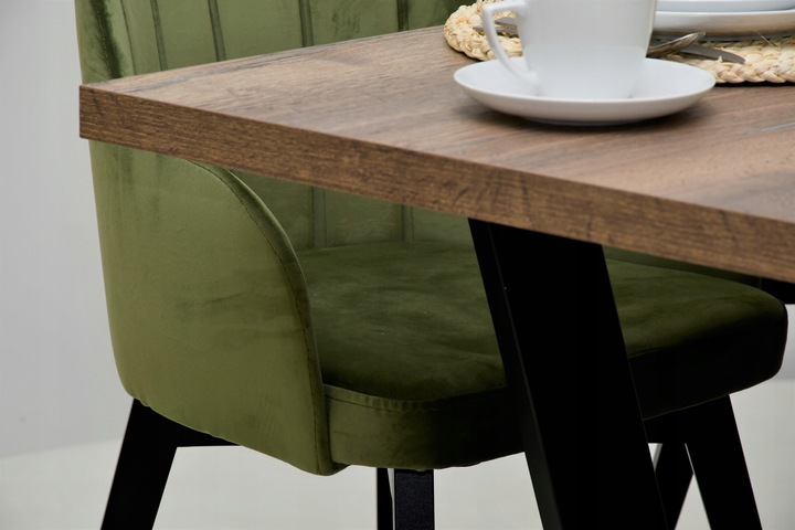 fotelowe krzesła, stół , komplet do salonu Marka Sandow