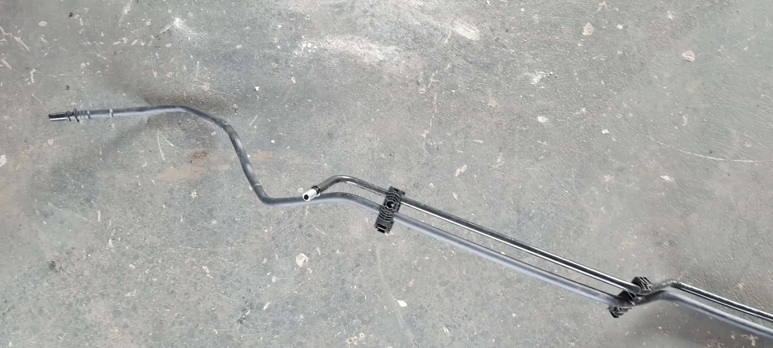 A5 8W fuel line chassis petrol 2.0 TFSI COUPE