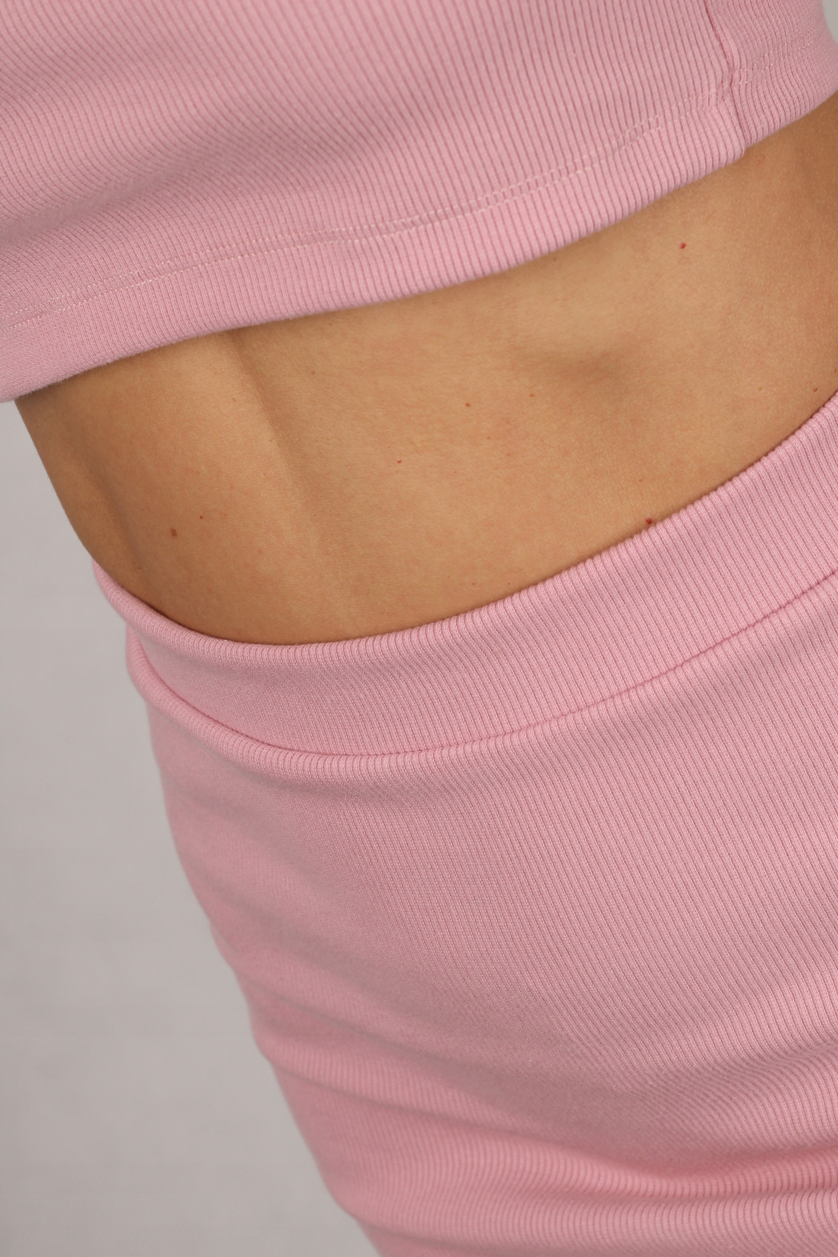 S TOP PUDROWY RÓŻ prążki bawełniany opaska Cechy dodatkowe brak