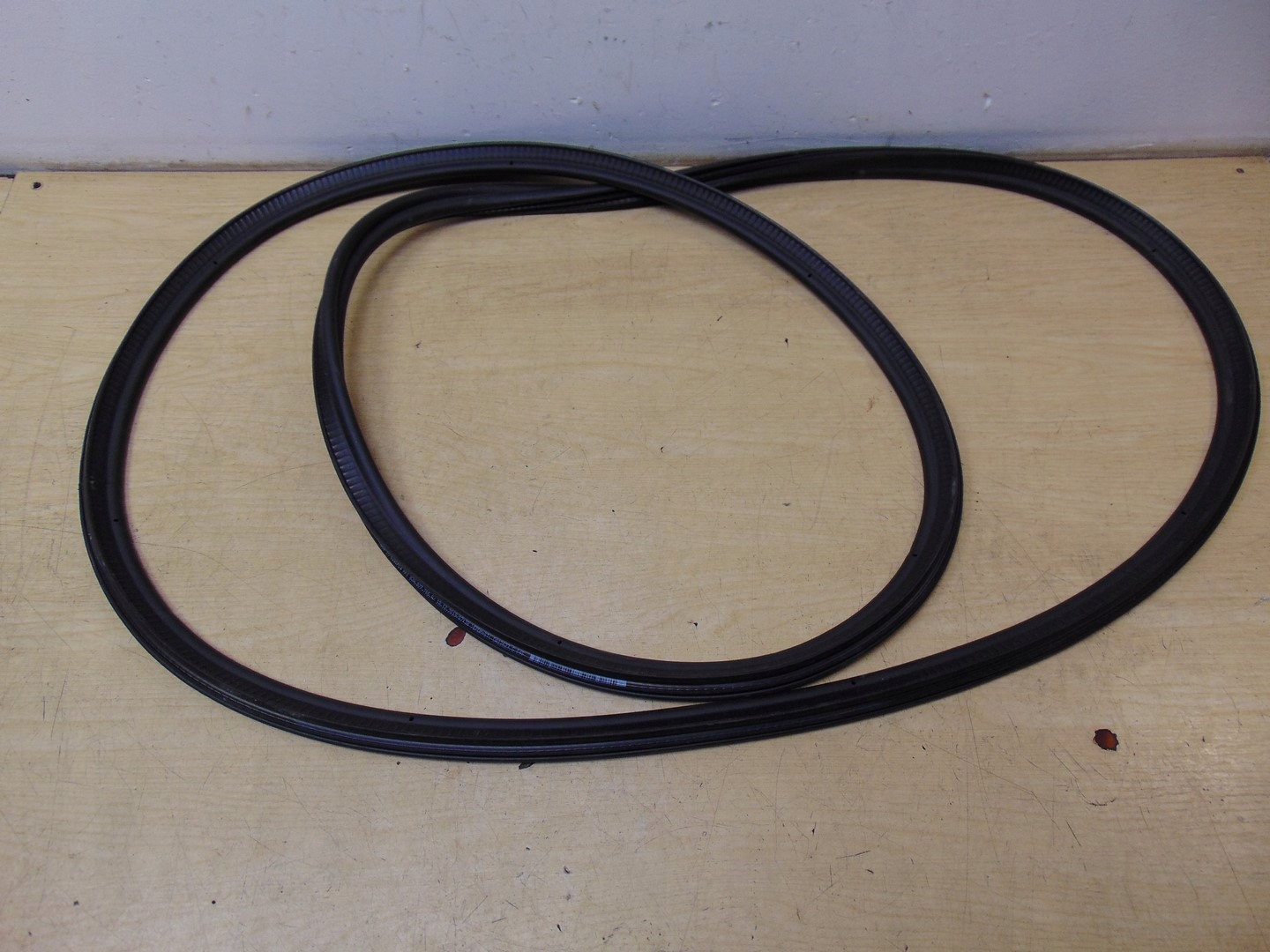 AUDI Q3 F3 Перегородка Hatch Seal3a827705a ORIGINAL