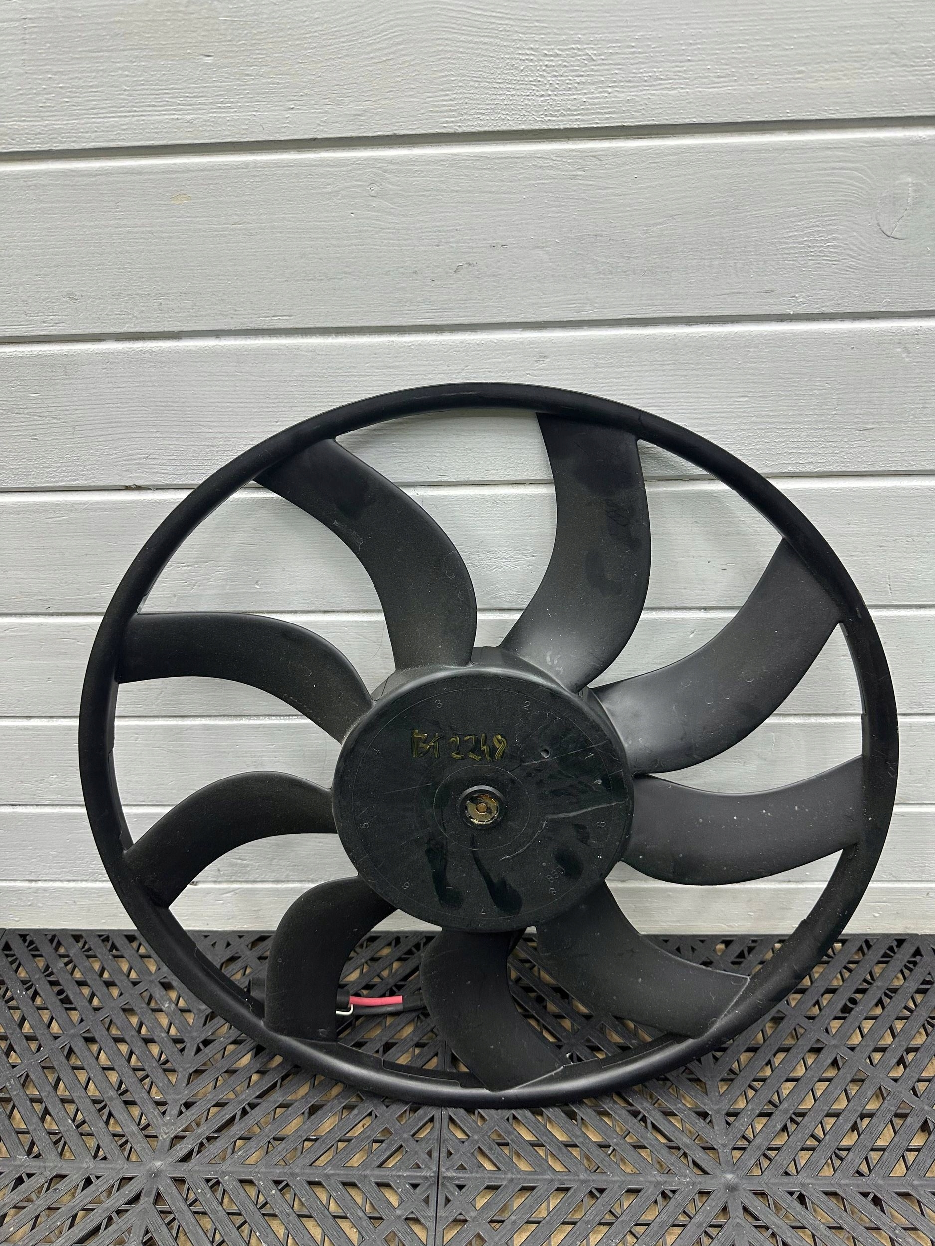 radiator fan BMW X5 E70 8618242