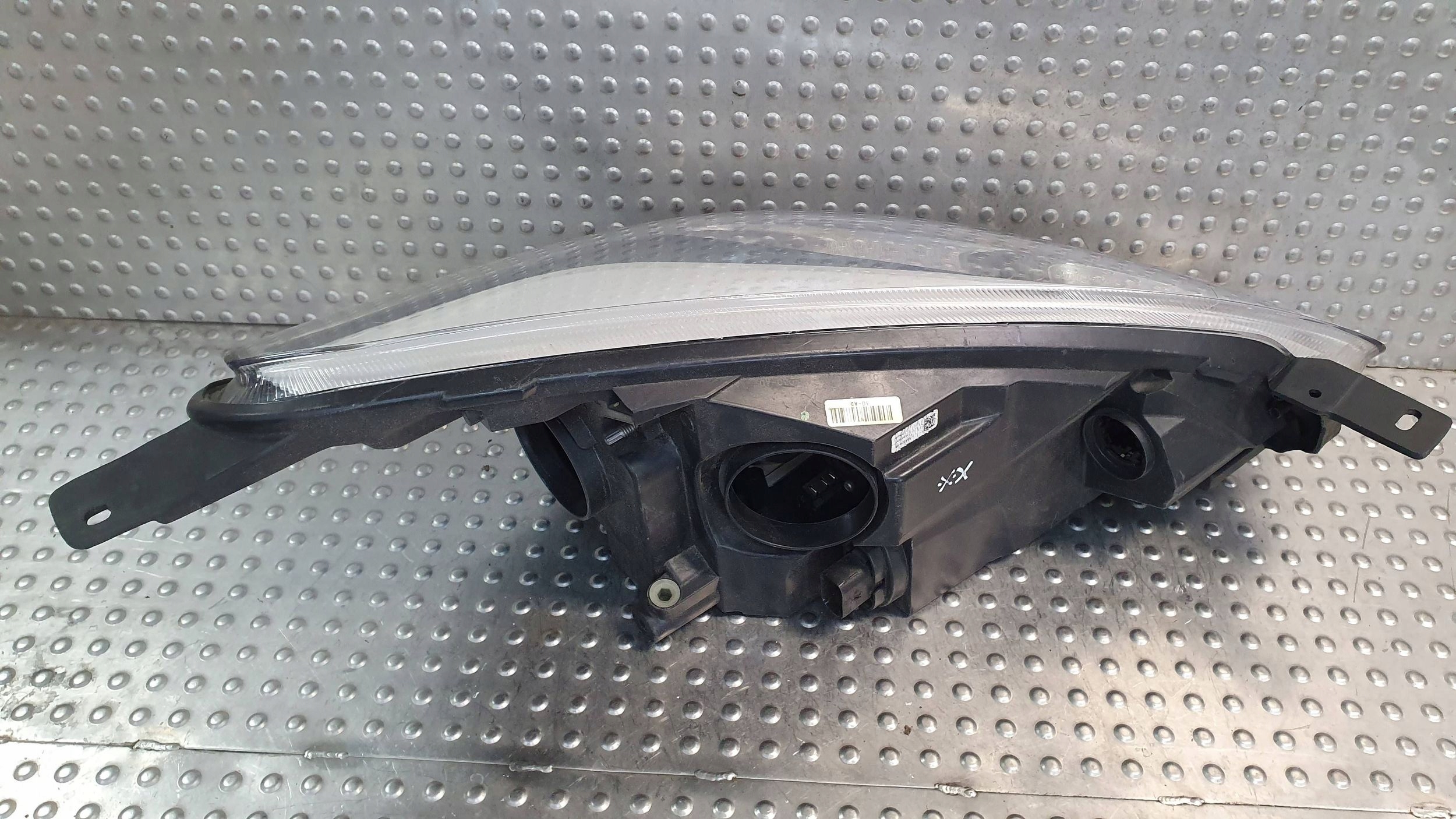 light front left FORD FIESTA MK8 16- H1BB-13W030