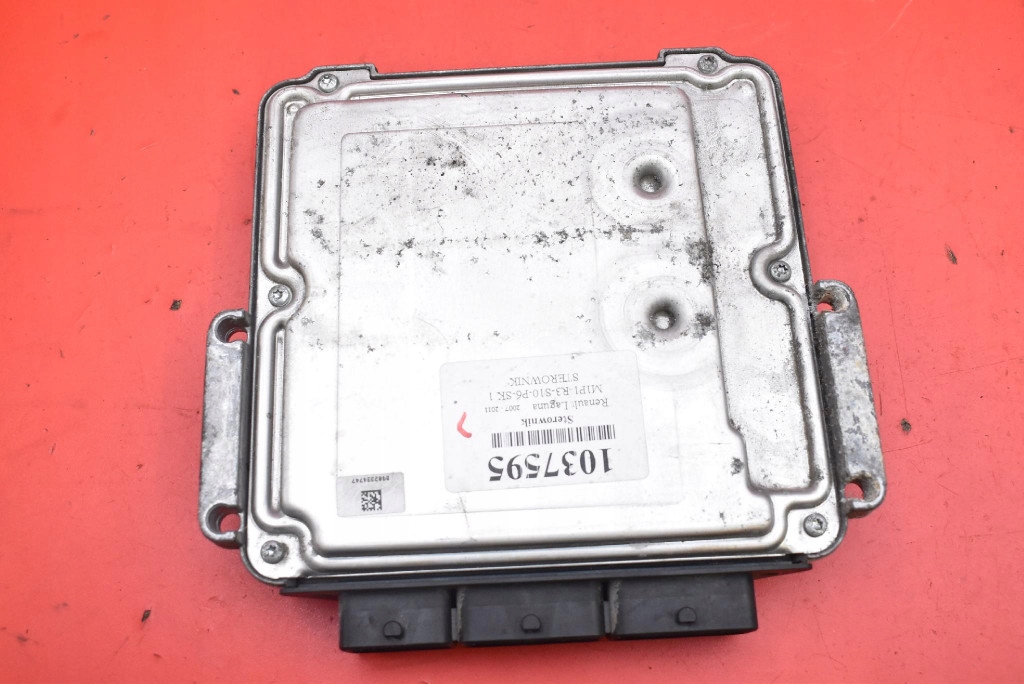 control unit computer of the engine 8200726880 RENAULT LAGUNA 3 III 2.0 DCI 131KM