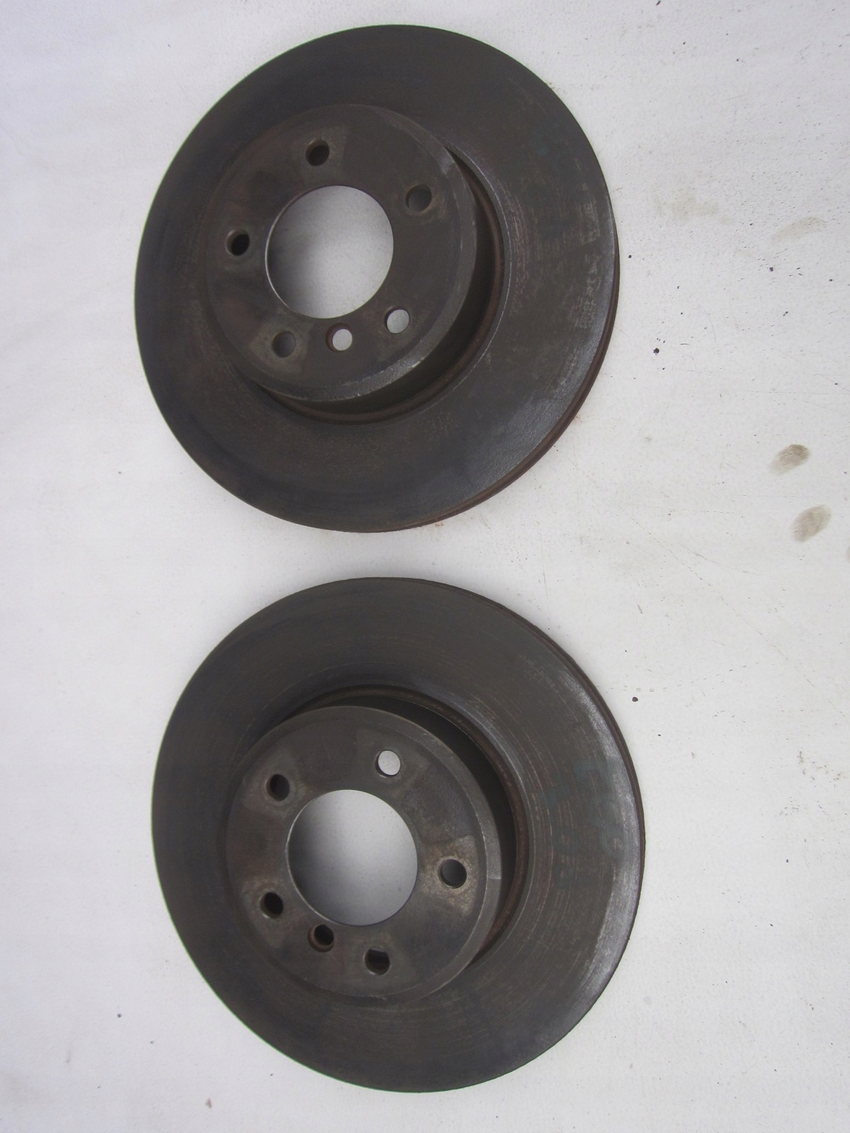 BMW E60 E61 530i 525D discs brake front front 324X30 34116864906