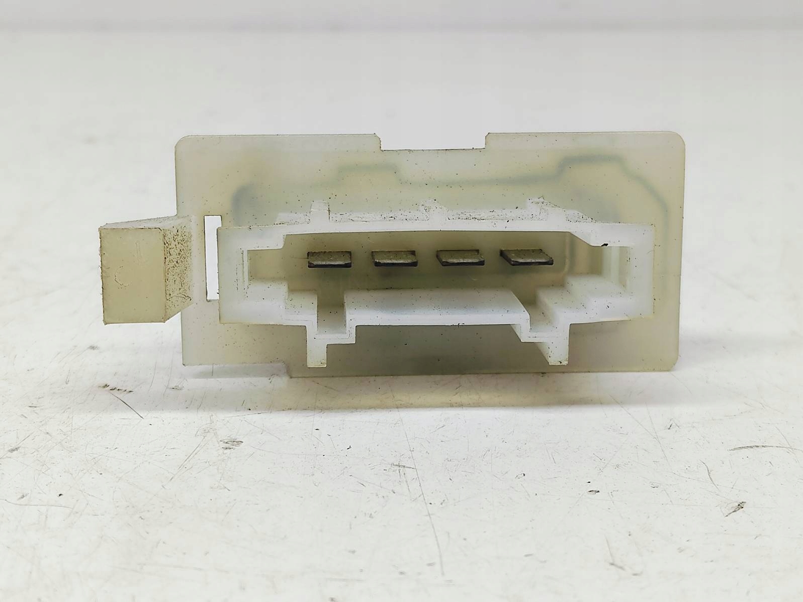 heater resistor Volkswagen Golf V 1.4 16V VALEO