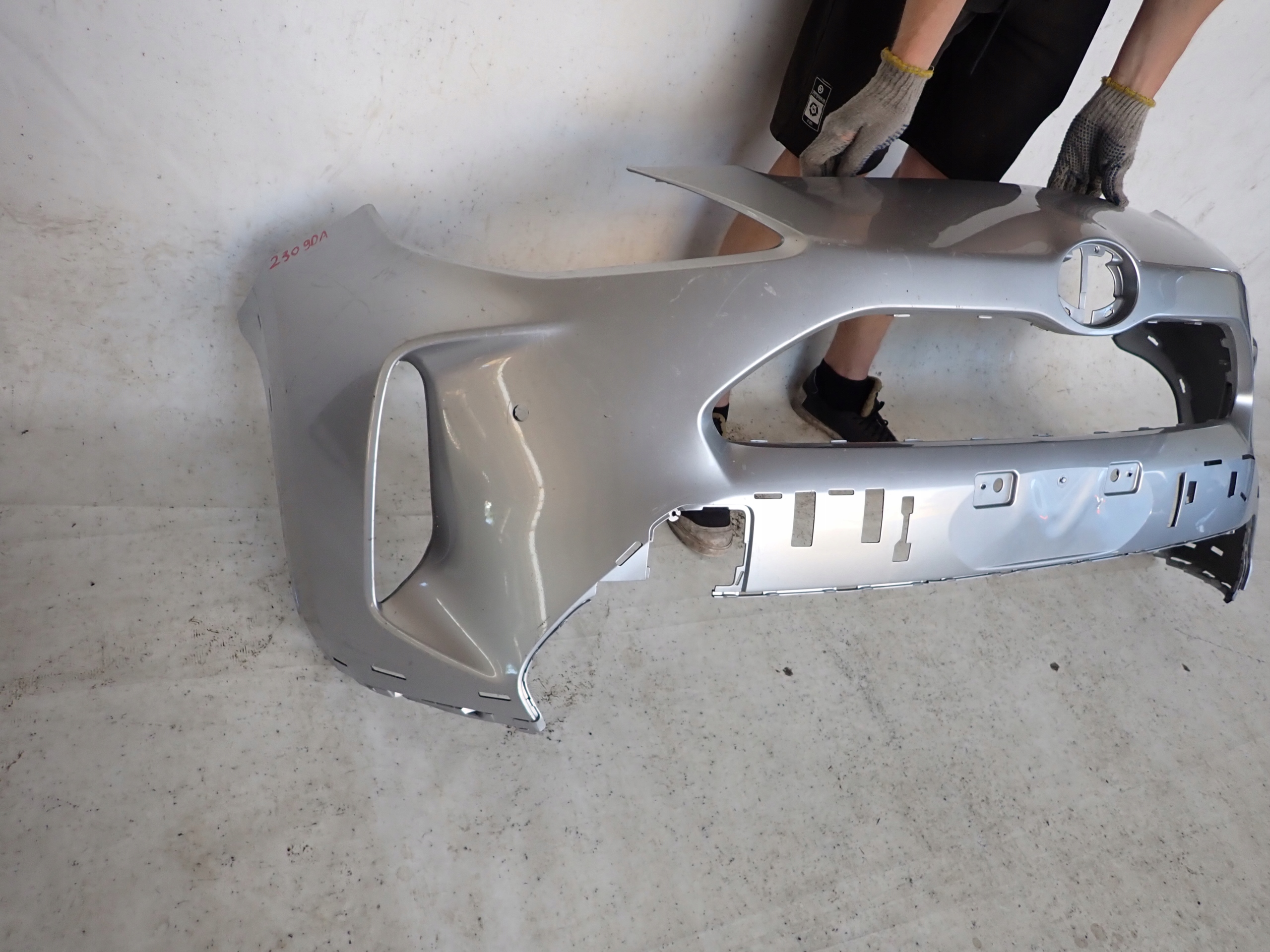 TOYOTA YARIS CROSS 21- bumper front front PDC