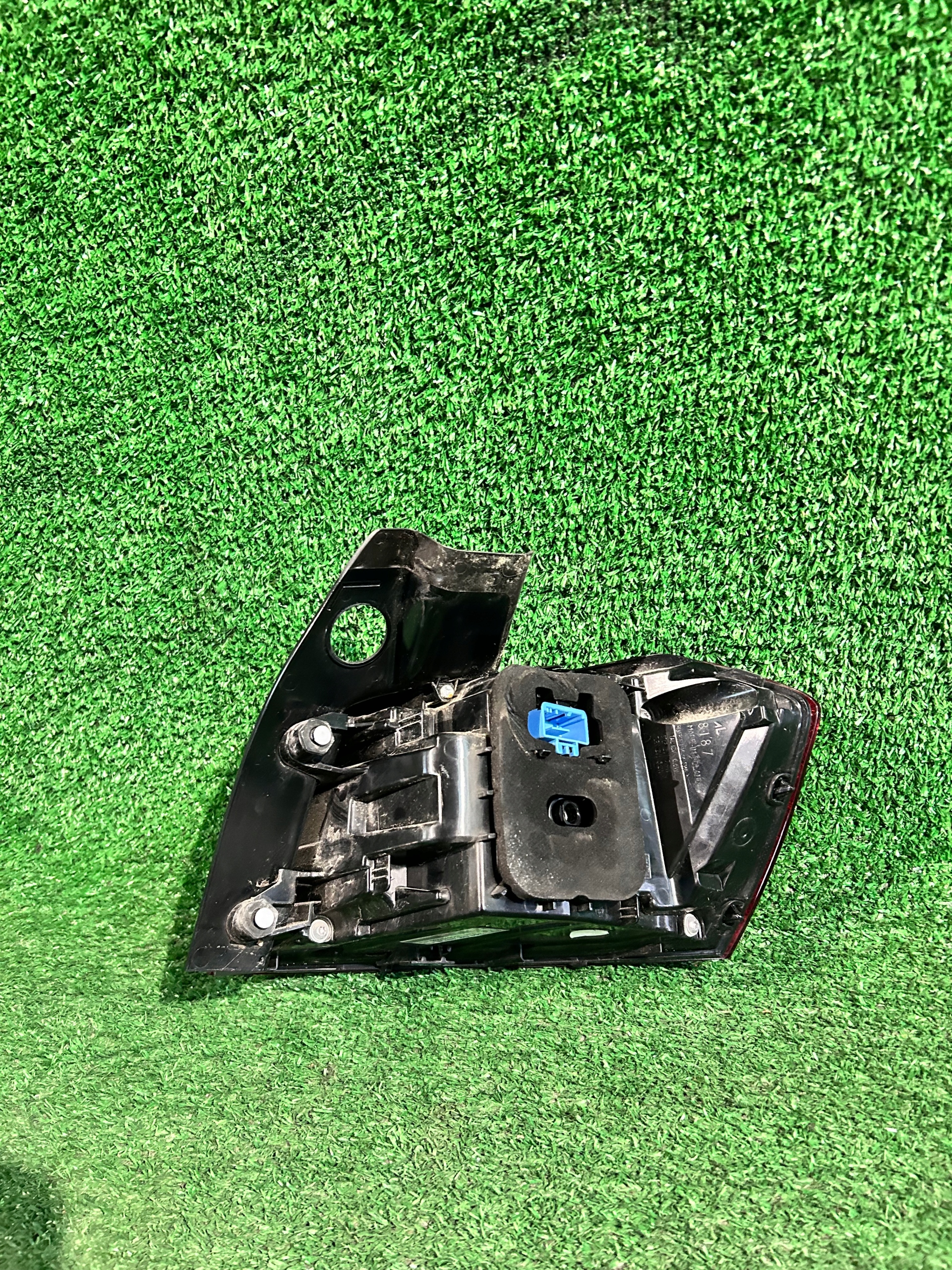 light rear part rear left VW PASSAT B8 LIFT KOMBI