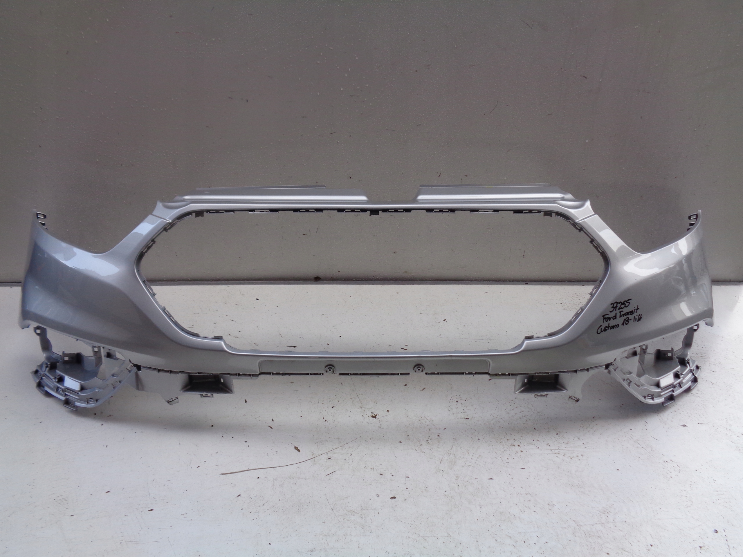 FRONTSTOSSSTANGE FORD TRANSIT CUSTOM 18- LIFT NR 37255
