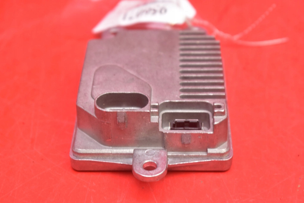 control unit XENON KSENON left 831-100009-044 SKODA OCTAVIA 2 II 04-08