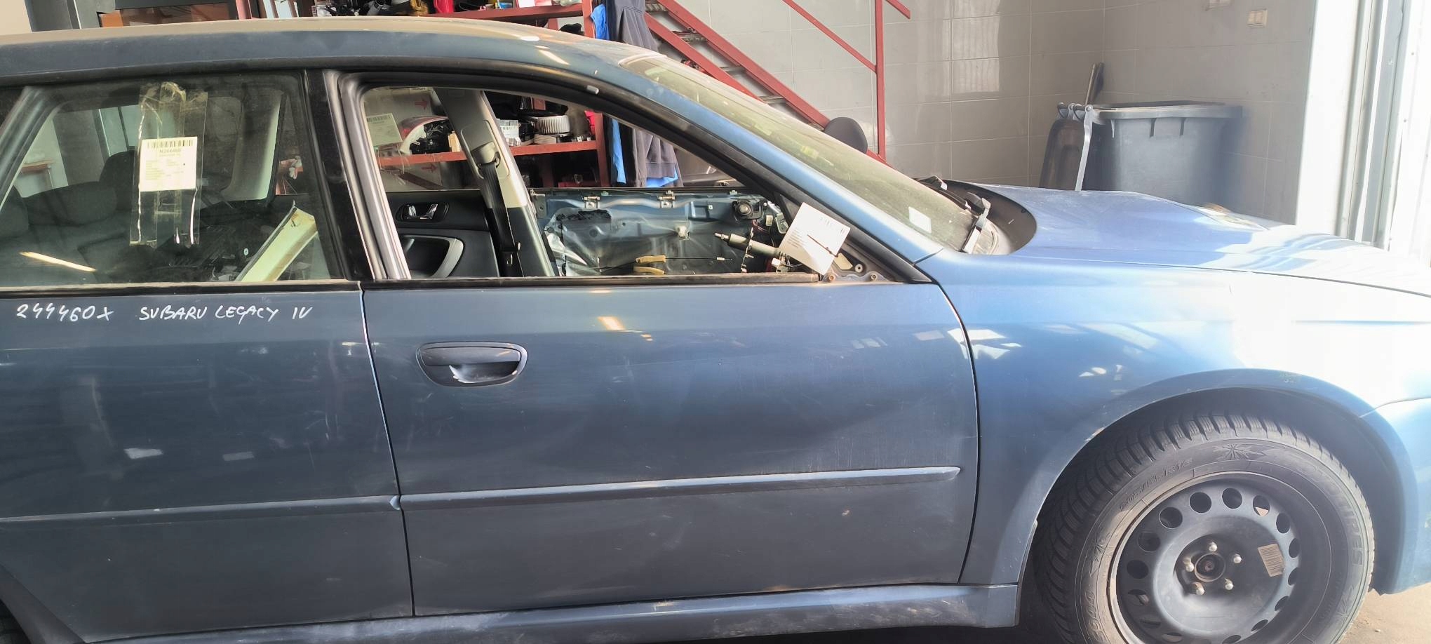 door right front SUBARU LEGACY IV