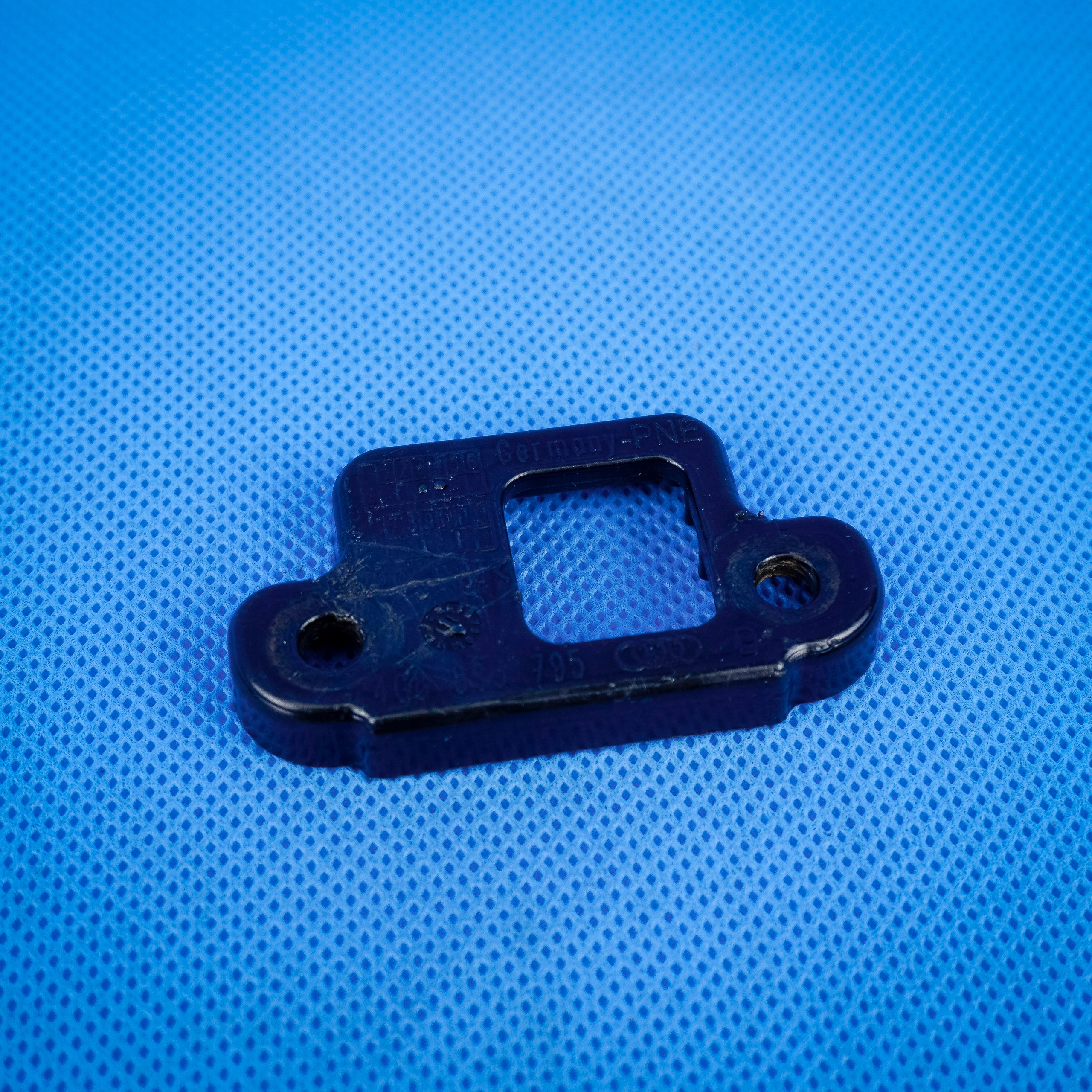 bracket mocujacy kamery front TopView HD Audi A7 4G8 2010-2014 4G8853795
