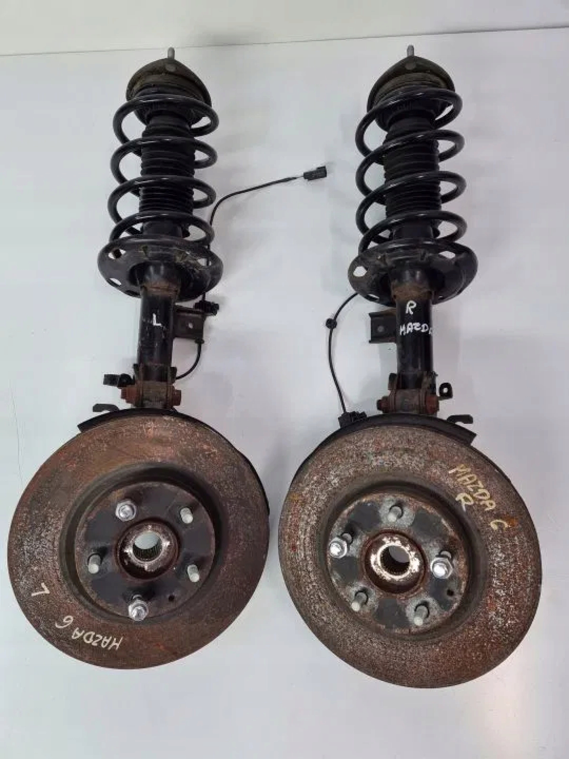 поворотный кулак, цапфа перед mazda 6 III GJ 2.2