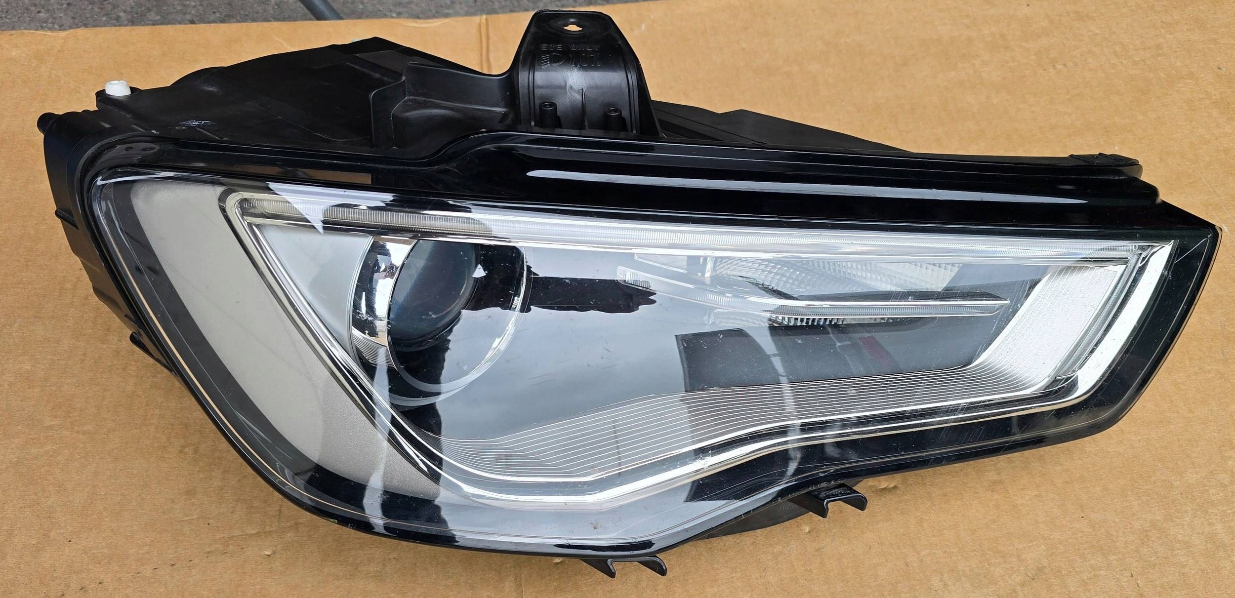 Audi A3 S3 8V front side right light front