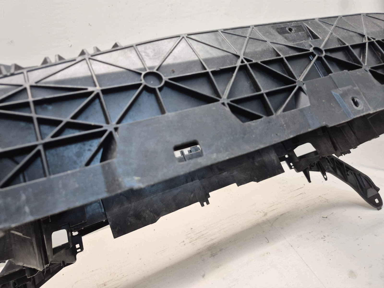 AUDI A3 8Y support panel for radiators pillar front 8Y0805588