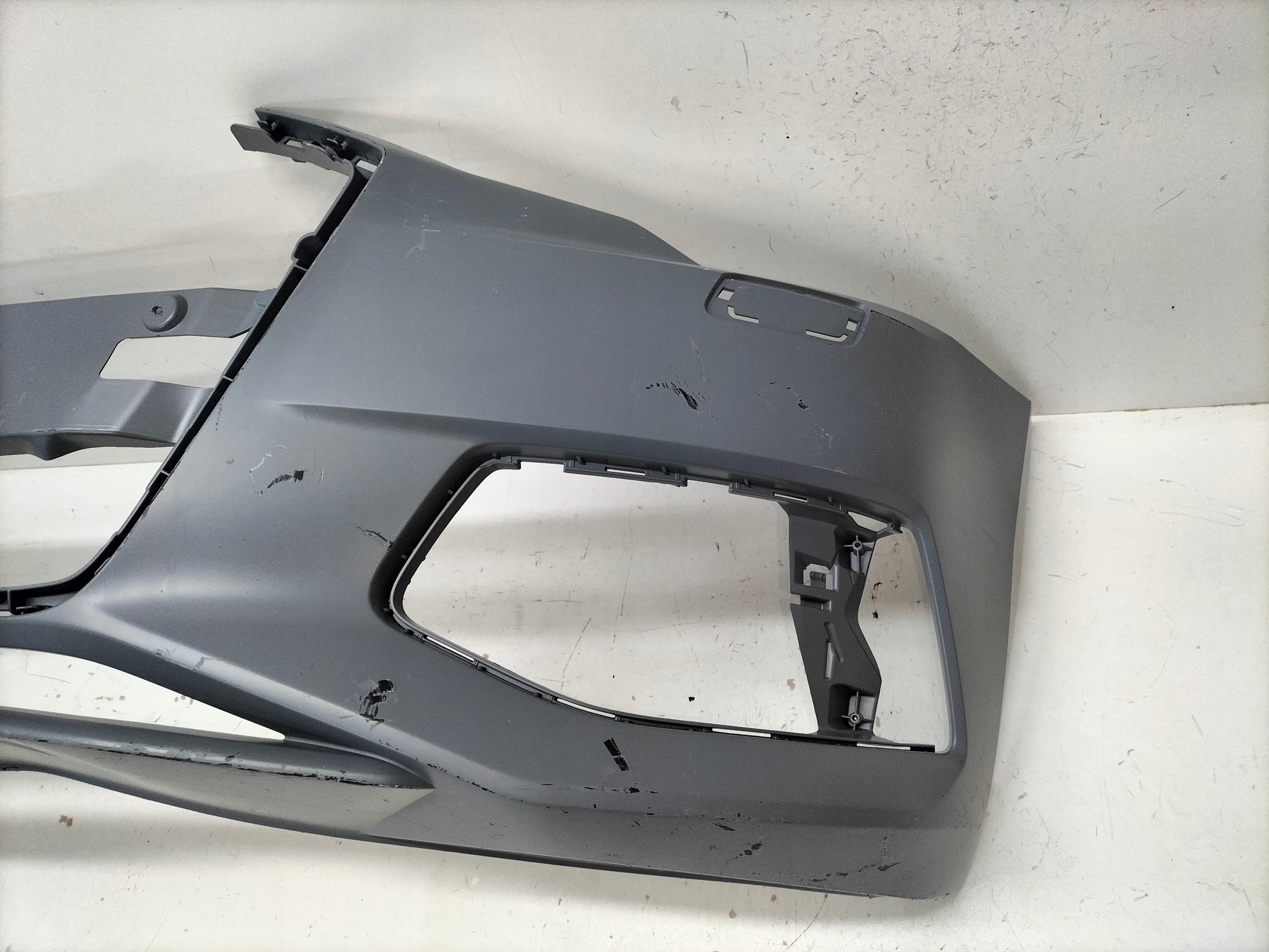 FRONTSTOSSSTANGE VORNE AUDI A6 C8 18