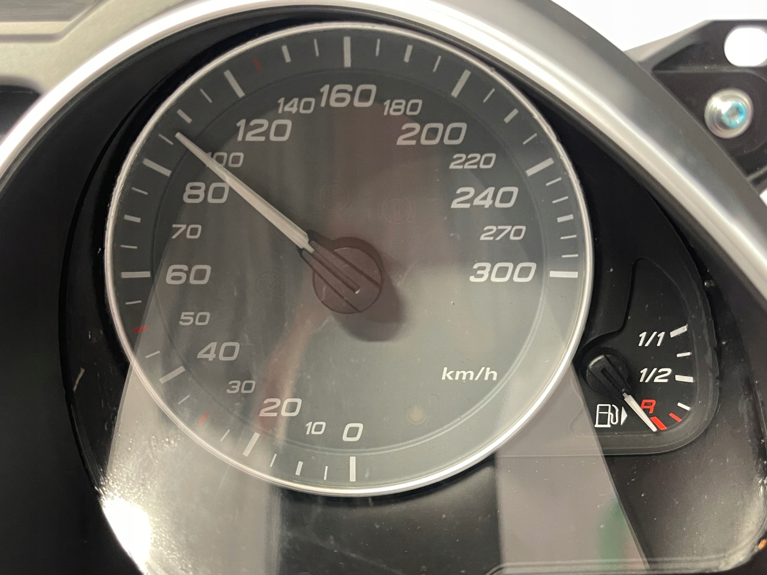 AUDI A5 S5 8T 4.2FSI dials dials EUROPA 8T0920931E