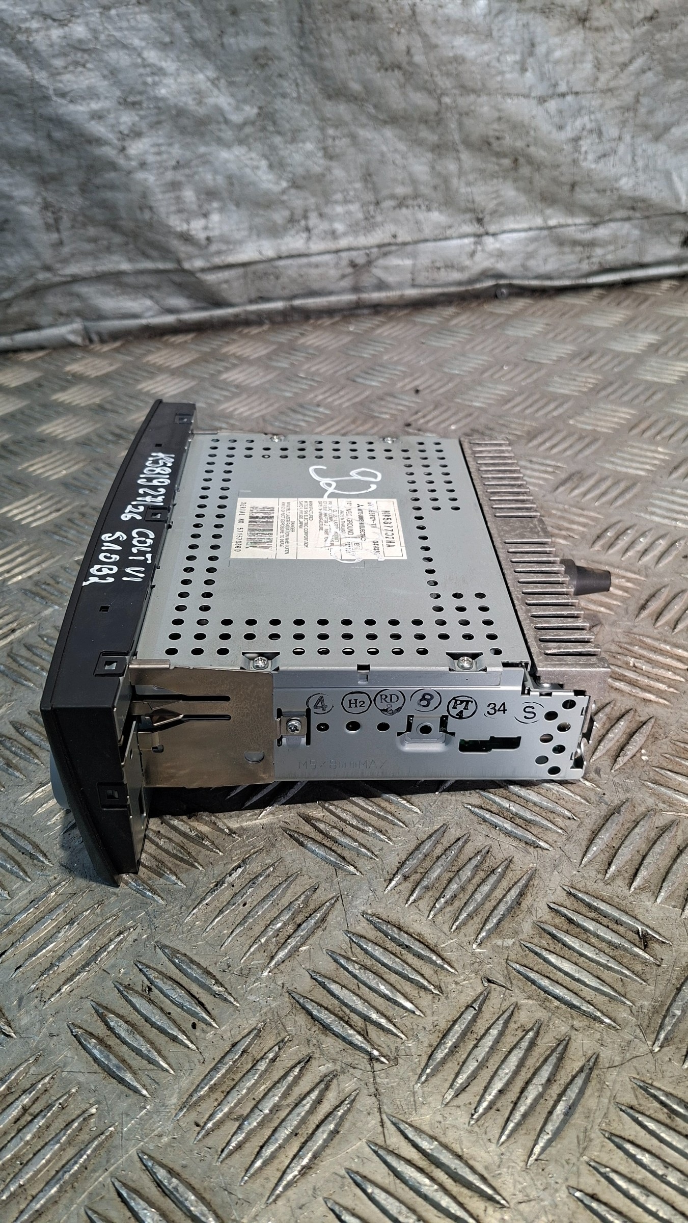 RADIO MITSUBISHI COLT VI