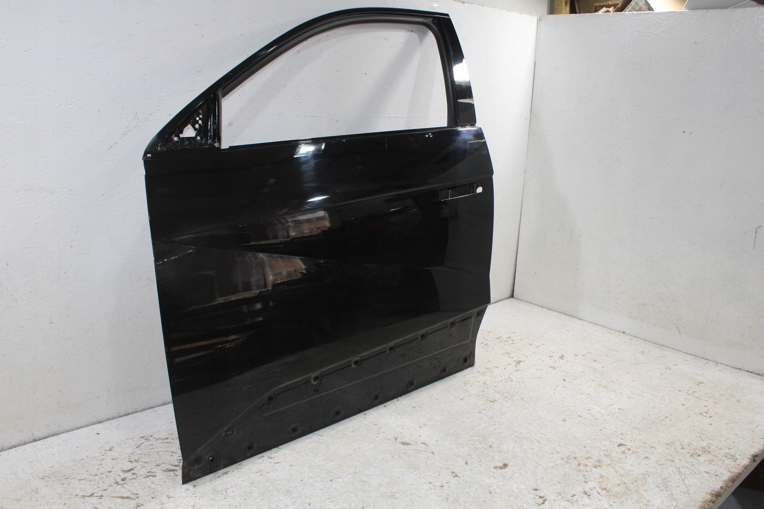 Hyundai Ioniq 5 V door left front front
