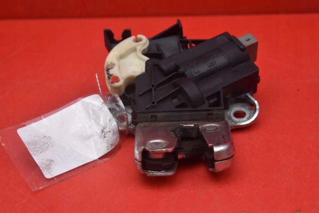 lock bonnet rear part boot 4F5827505D VW PASSAT CC 08-12