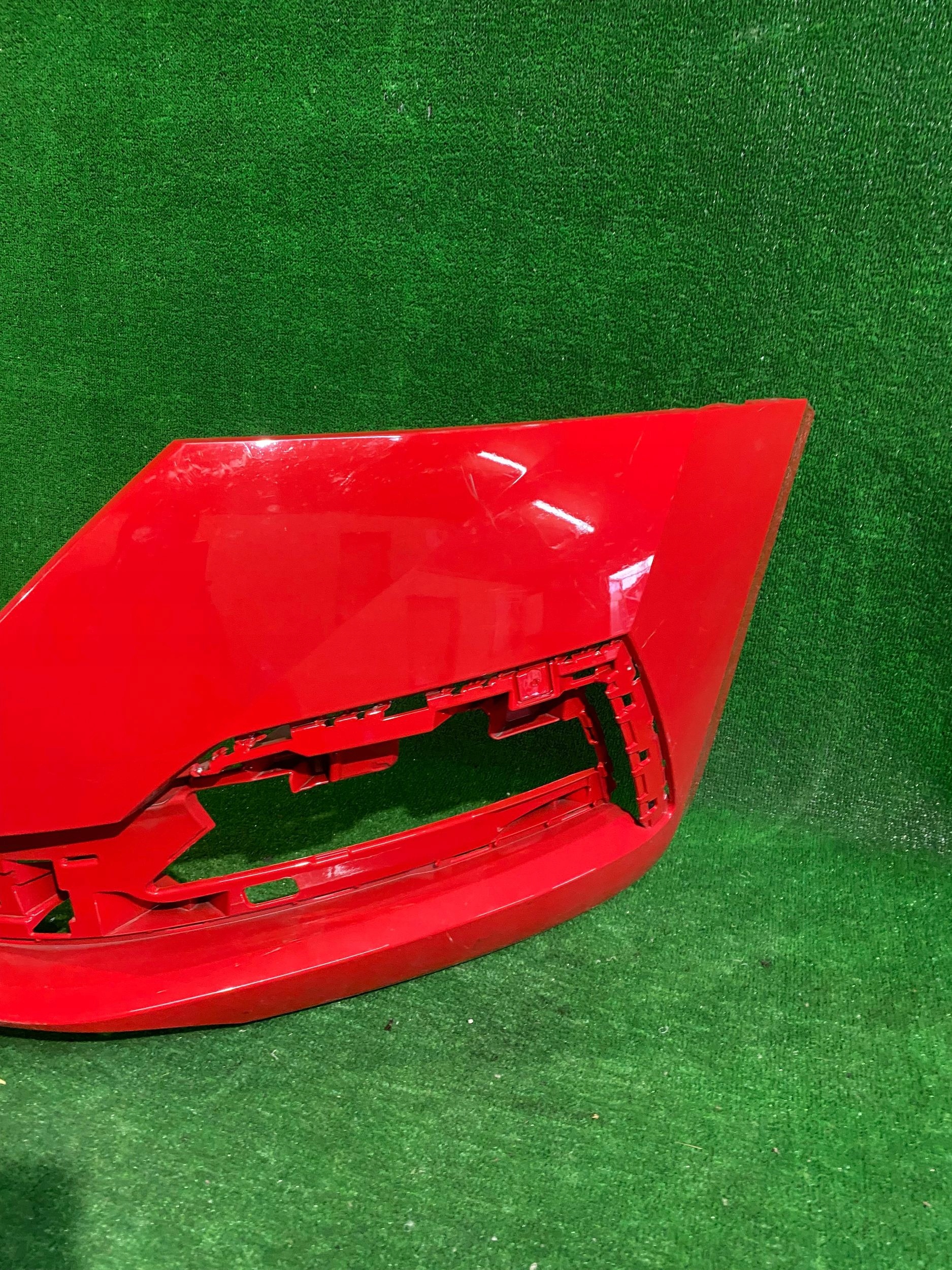 nárazník přední předek SKODA OCTAVIA IV 20