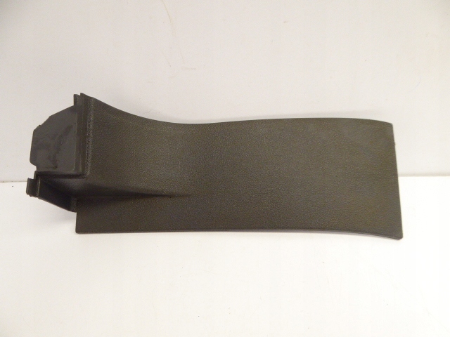 FOCUS MK2 II 5D KOMBI ZAŚLEPKA MASKOWNICA TYŁ Producent części Ford OE