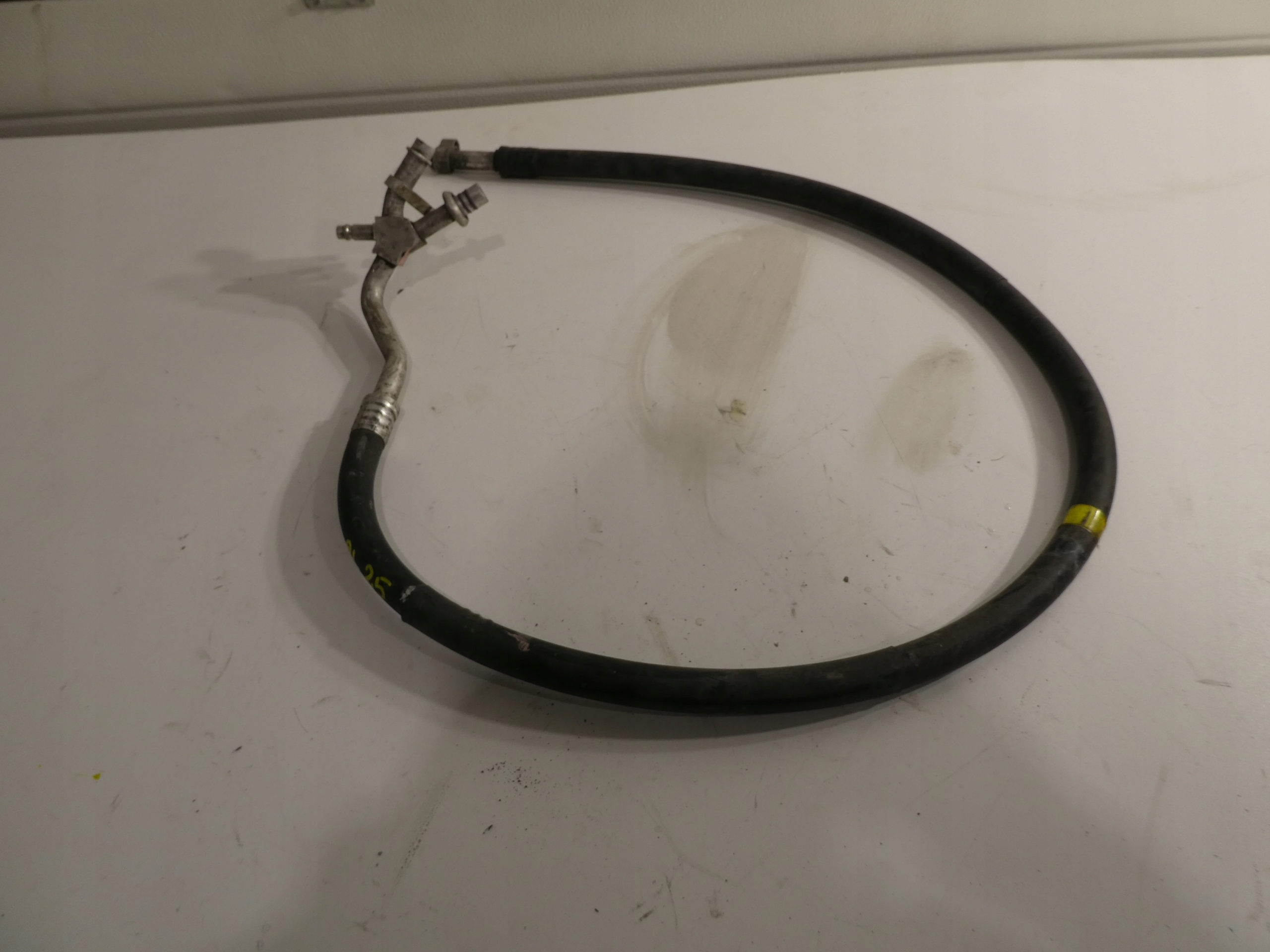 vedení klimatizaci VW T4 7D1820729AH