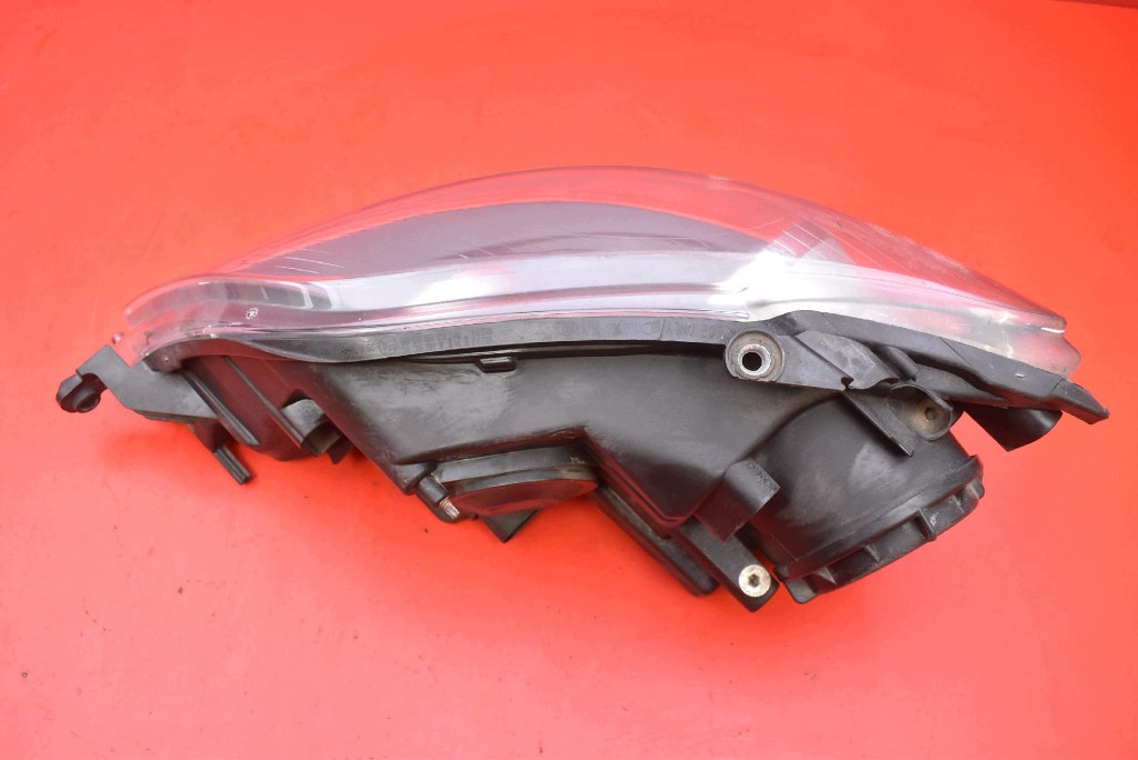 REFLEKTOR right light front EU 10222 VW GOLF 5 V plus 04-09