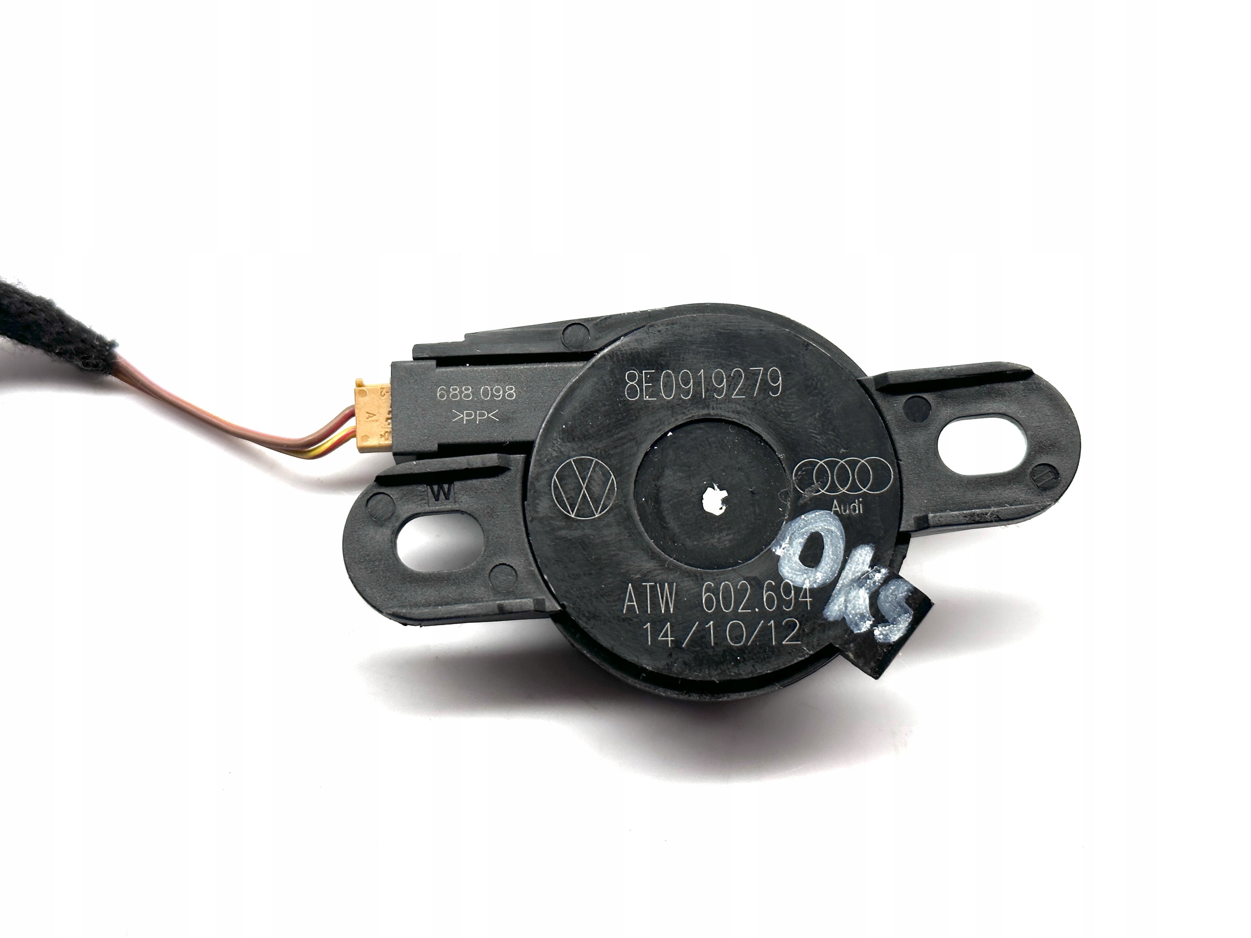 AUDI A3 A4 A5 A6 speaker PDC BUZZER VW 8E0919279