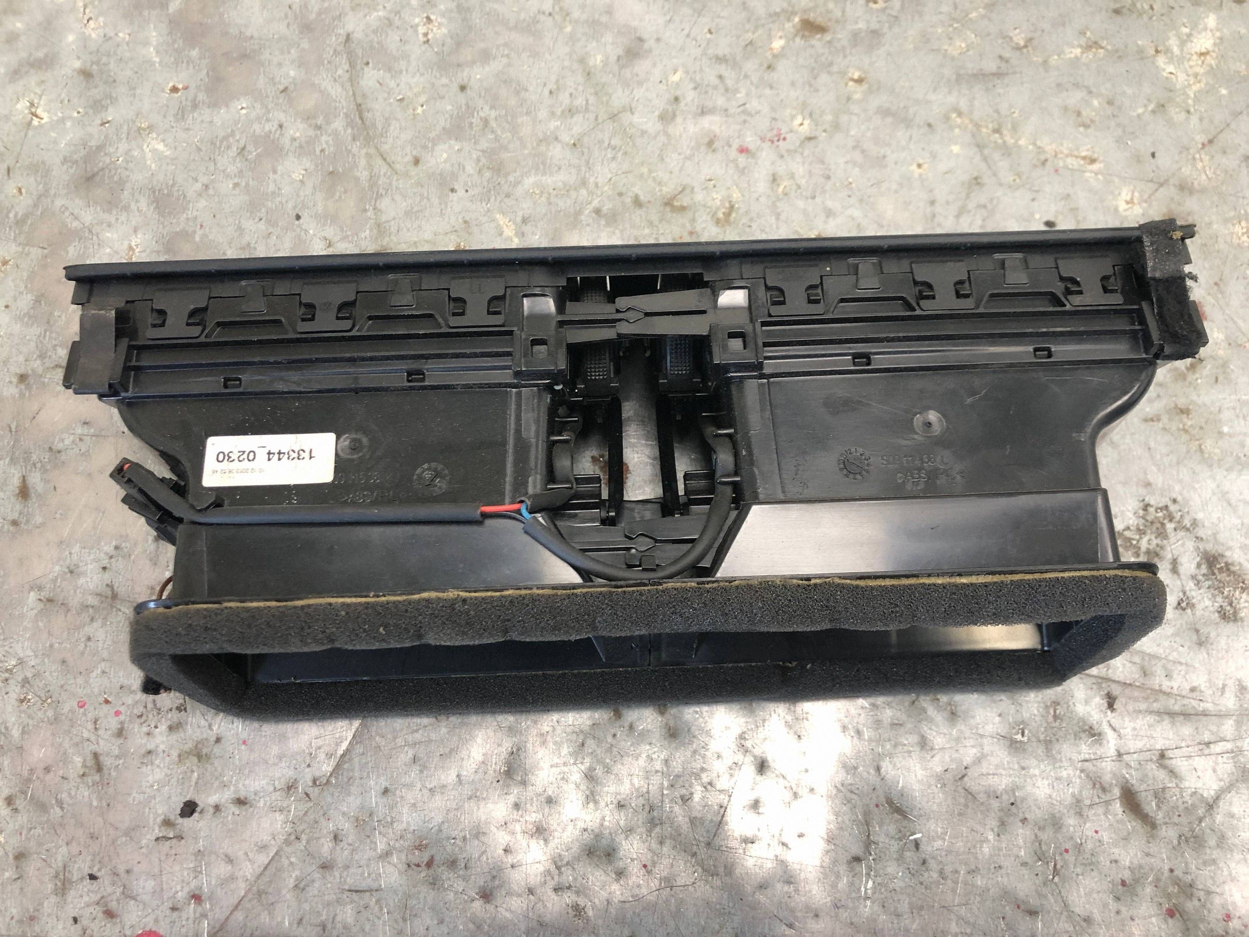 grid air conditioning devices central VW PASSAT B7 3C8863100B