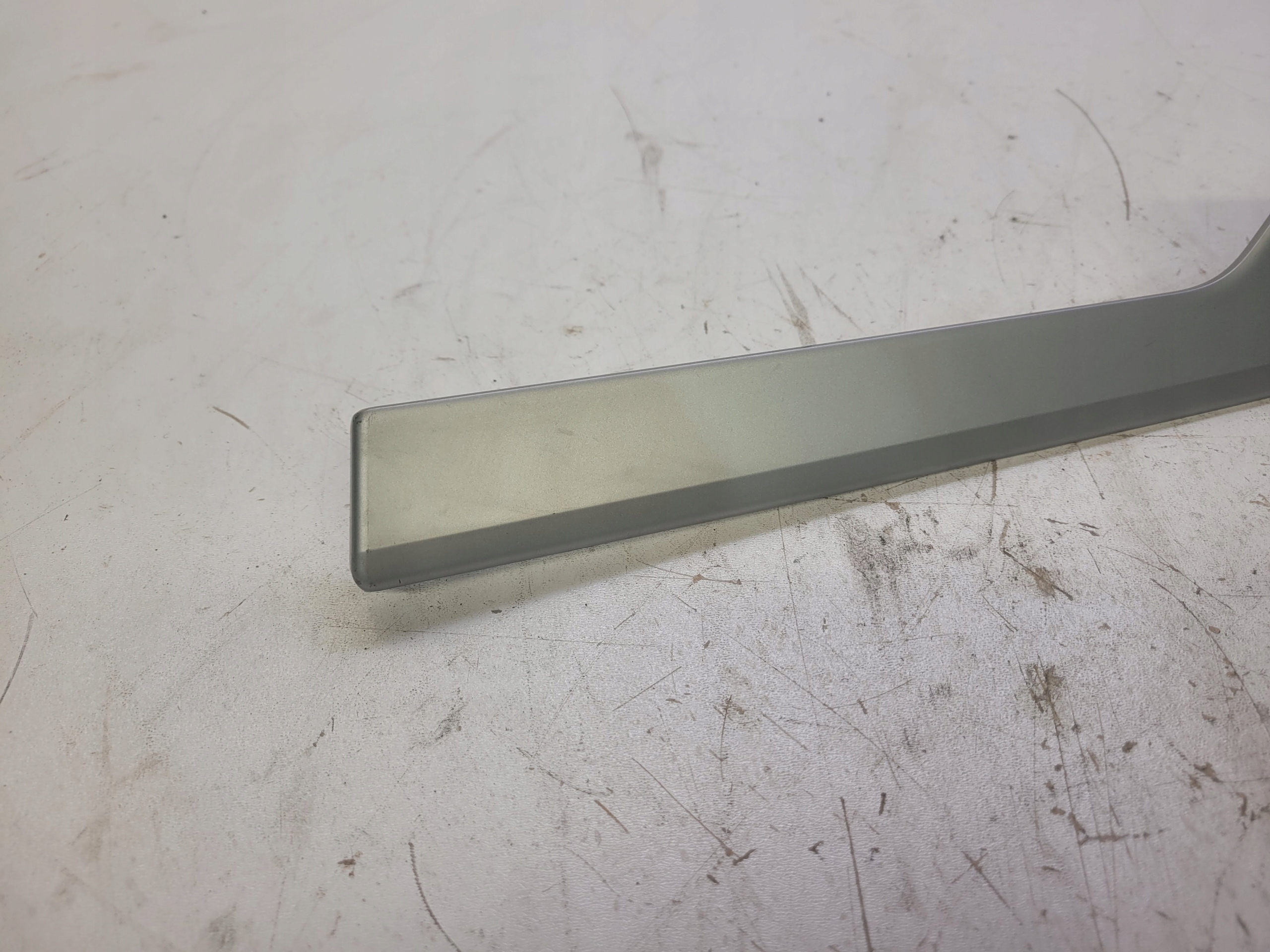 DEKOR moulding door right rear part AUDI A4 B9 8W0867420